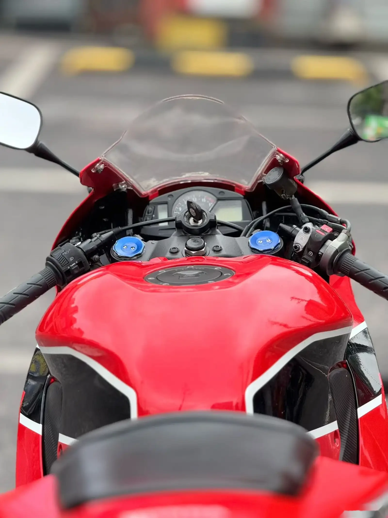 Мотоцикл Honda cbr600 — фото 5