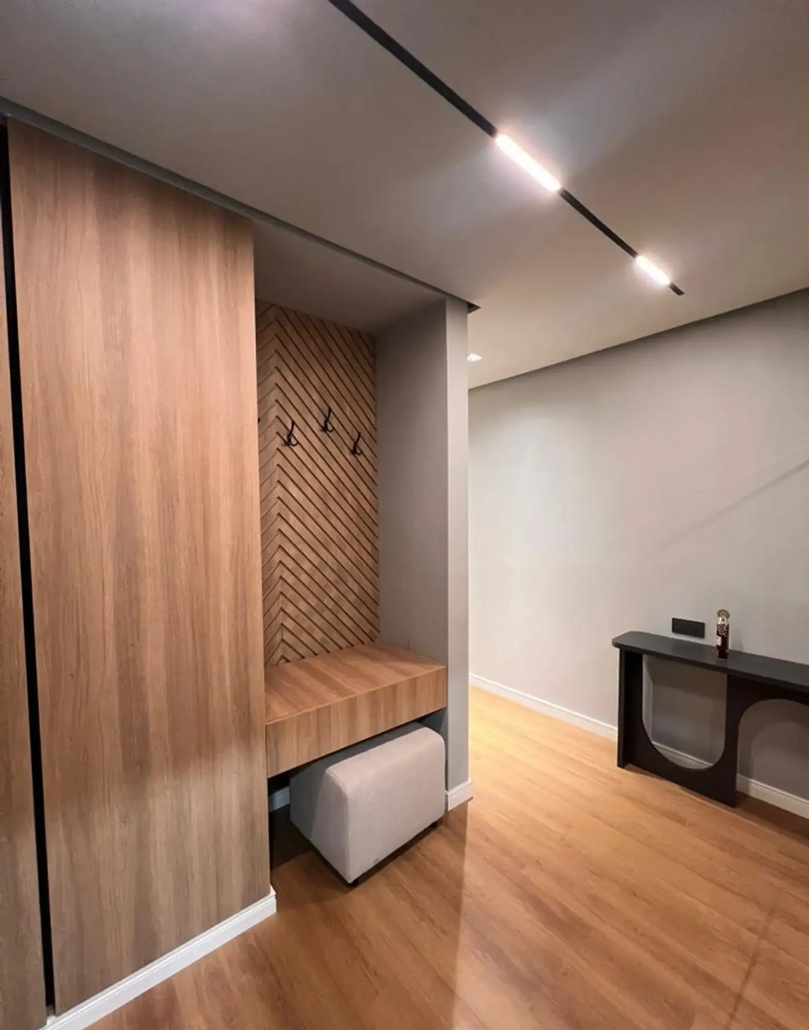 2-комн. квартира, 15 этаж, 75 м², 82 мкр