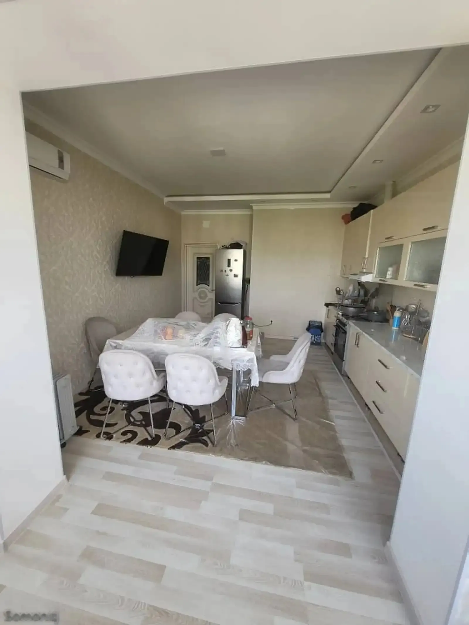 3-комн. квартира, 17 этаж, 147м², Шохмансур