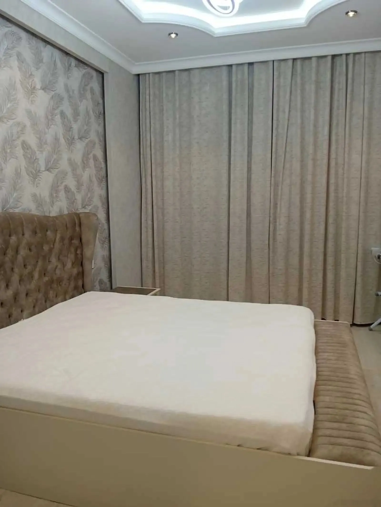 2-комн. квартира, 9 этаж, 90м², И.Сомони, проспект Рудаки
