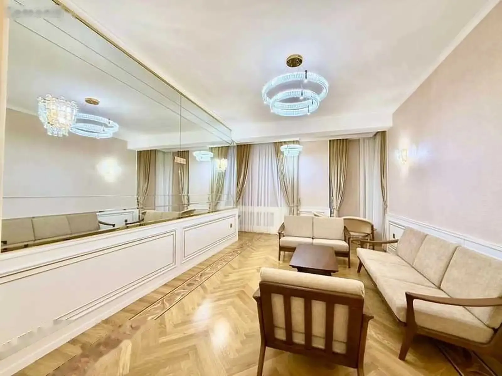3-комн. квартира, 10 этаж, 103м², цум доми Шох палас
