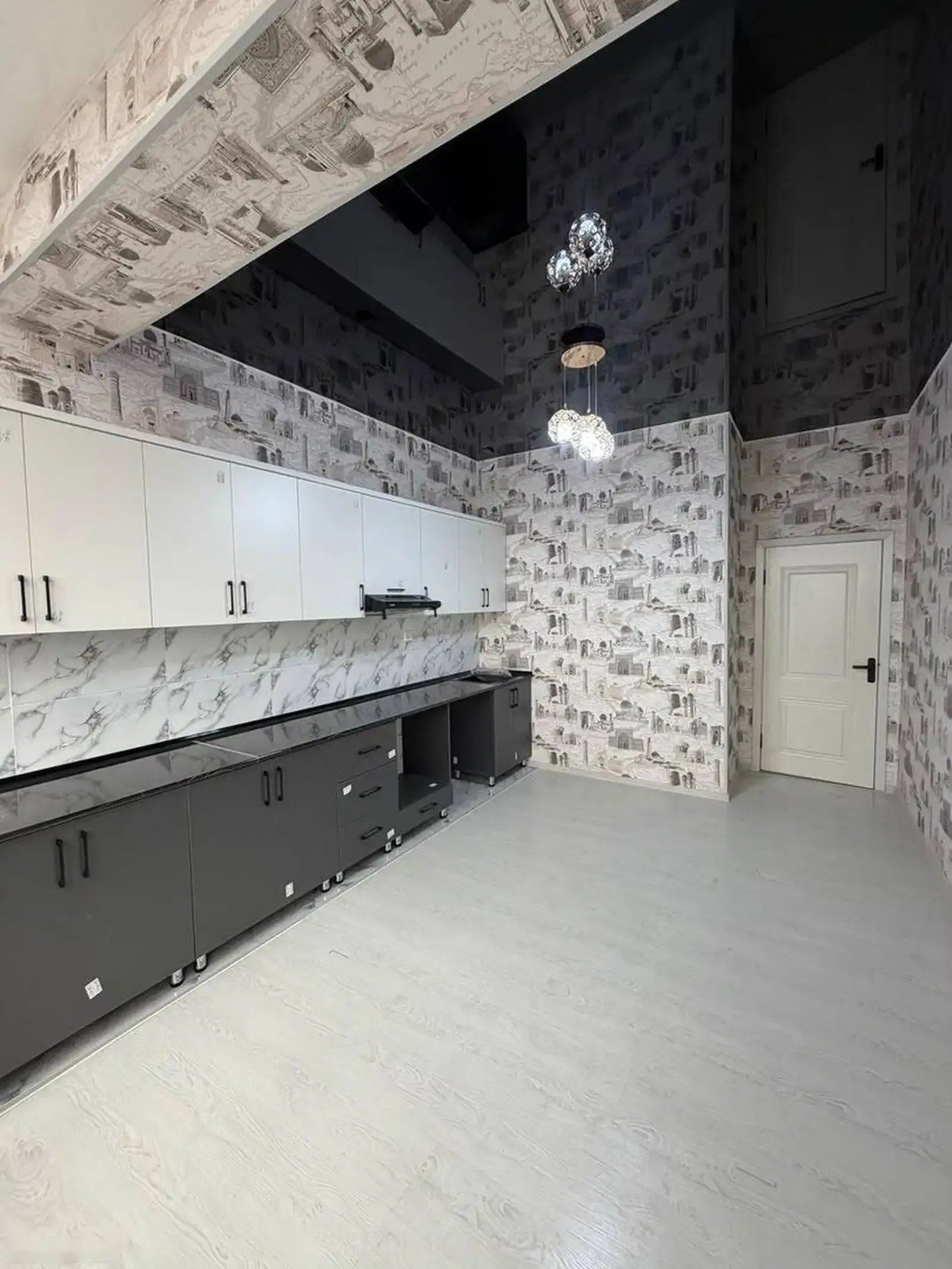 2-комн. квартира, 14 этаж, 78 м², Шохмансур