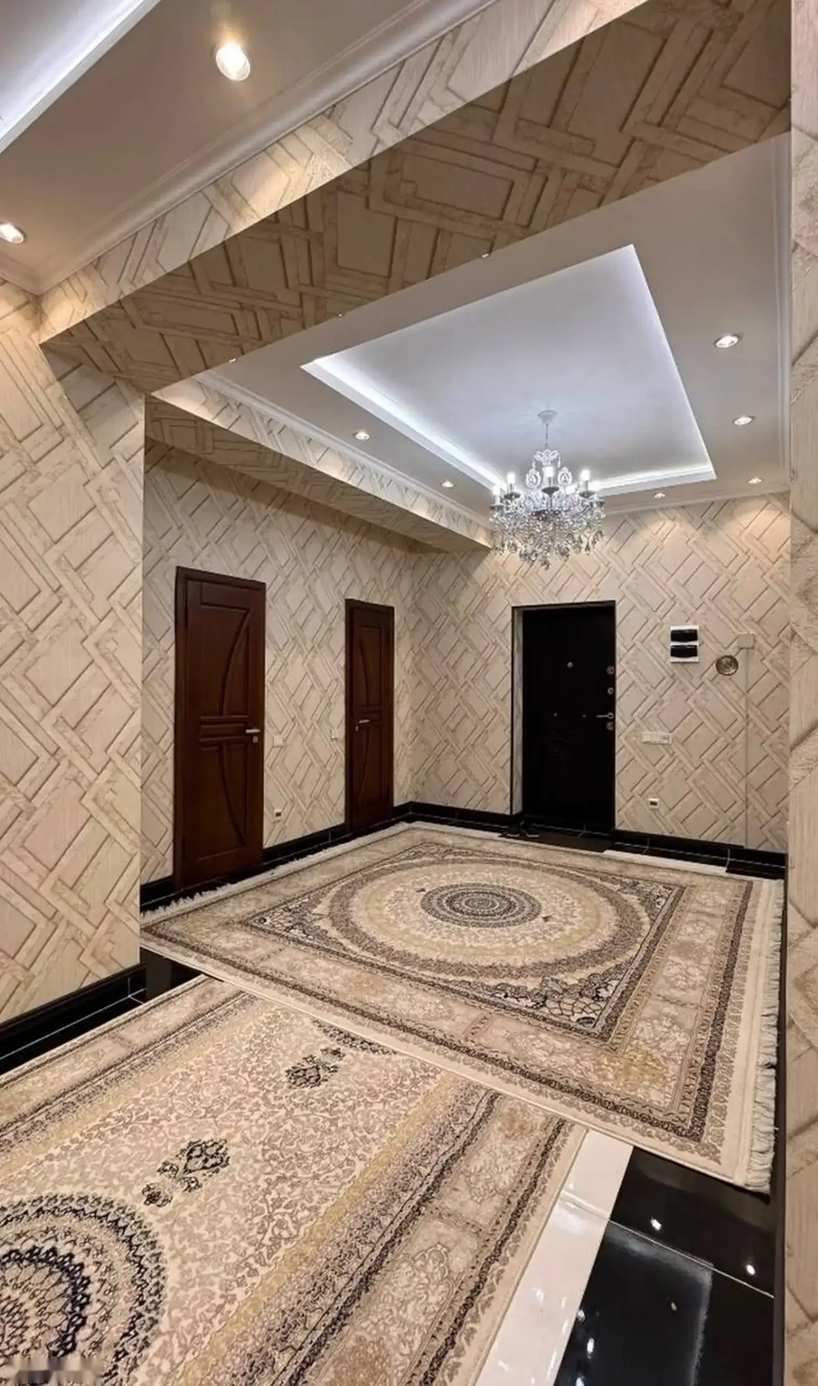 3-комн. квартира, 13 этаж, 111 м², Шохмансур — фото 2