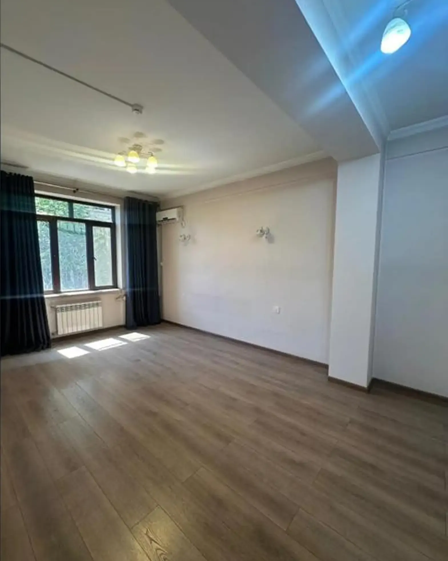 4-комн. квартира, 12 этаж, 180м², Сомони