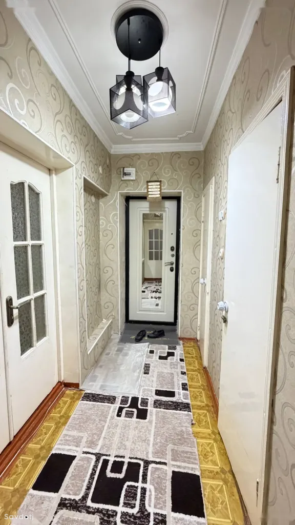 4-комн. квартира, 3 этаж, 80м², сино