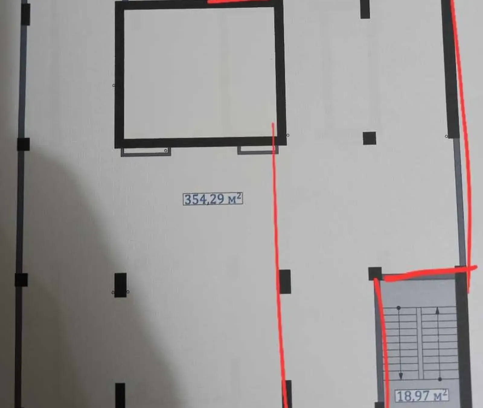 Помещение под магазин / салон, 168м², И Сомонӣ