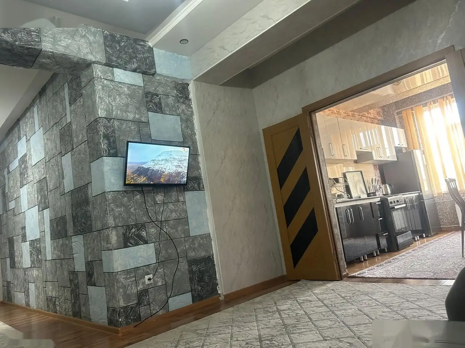 2-комн. квартира, 5 этаж, 75м², Тайга