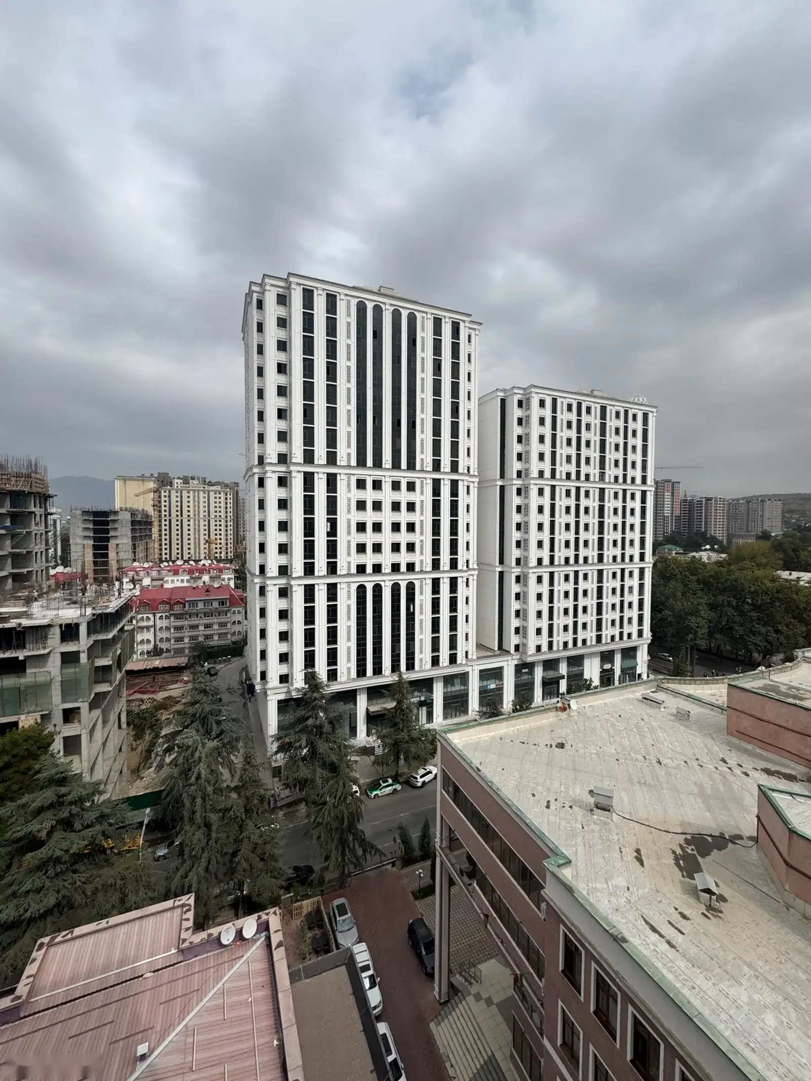 4-комн. квартира, 11 этаж, 107 м², Сомони, Славянский — фото 6