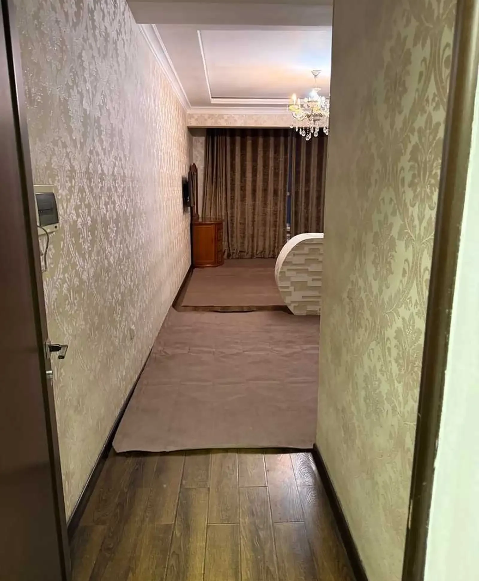 4-комн. квартира, 15 этаж, 167м², И.Сомони Славянский — фото 8