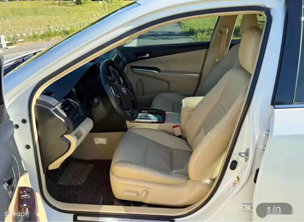 Toyota Camry, 2016