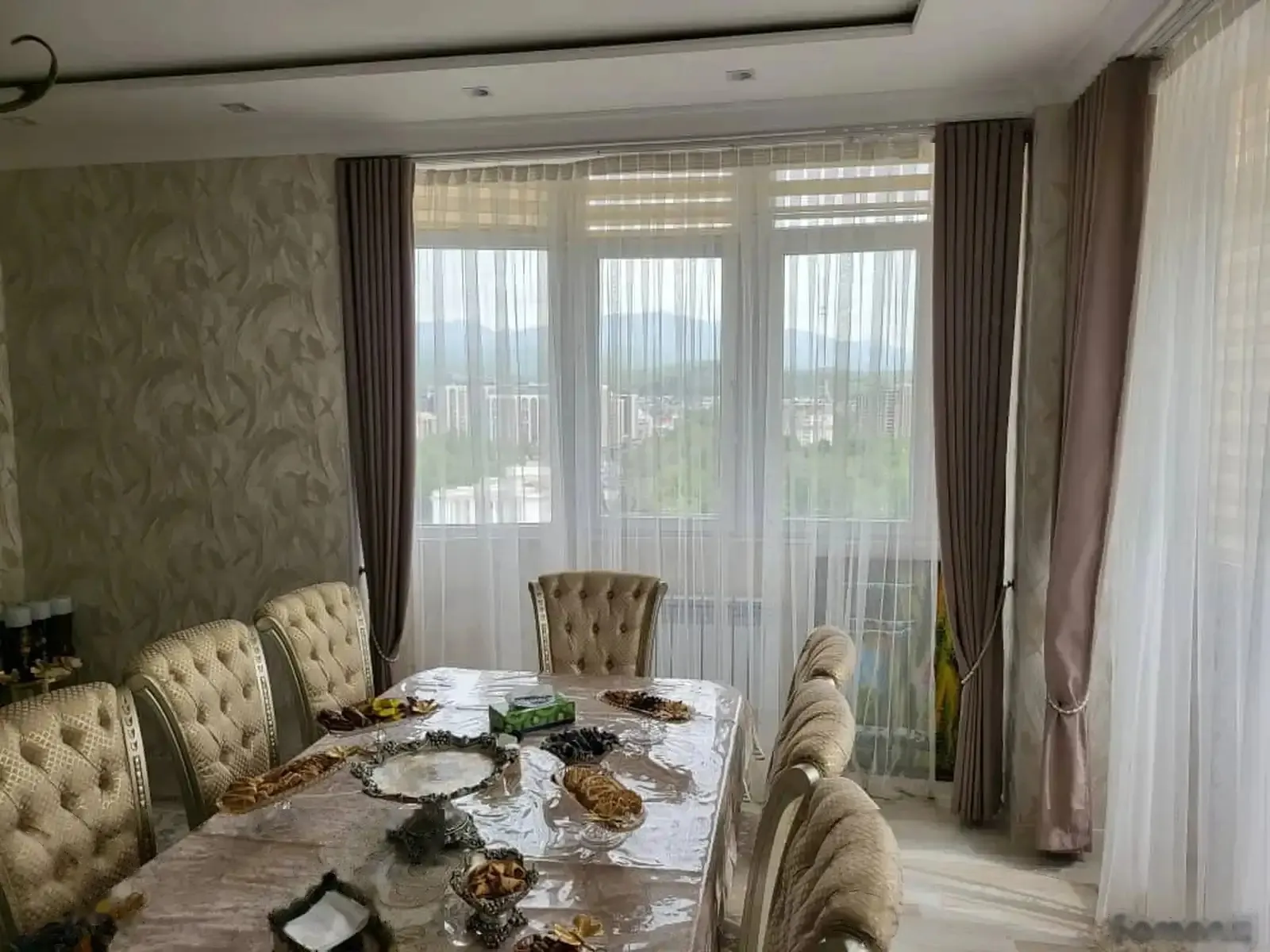3-комн. квартира, 17 этаж, 147м², Шохмансур