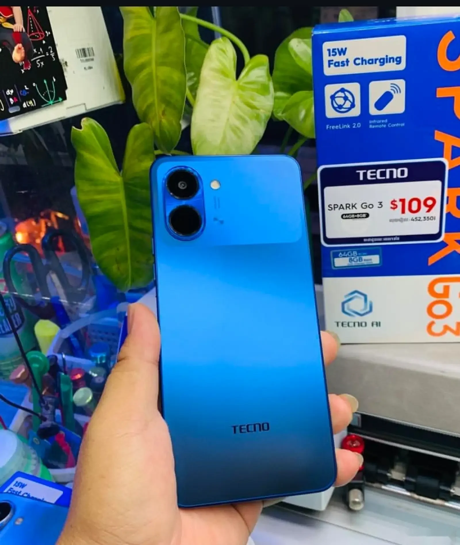 Tecno Spark Go3 8/128Gb white — фото 4