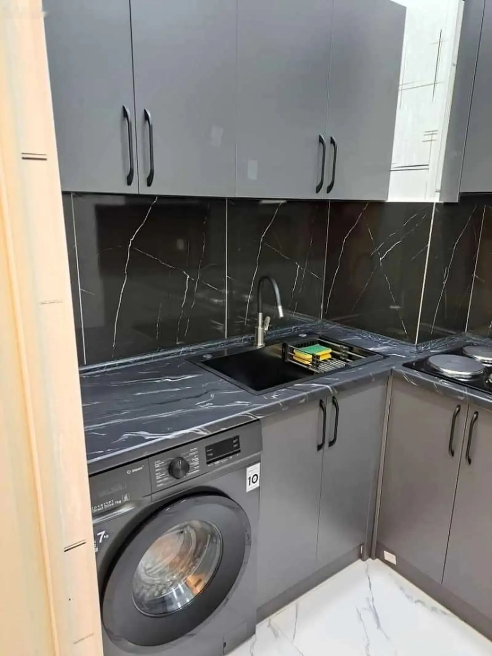 3-комн. квартира, 3 этаж, 68м², Бозори Зарафшон