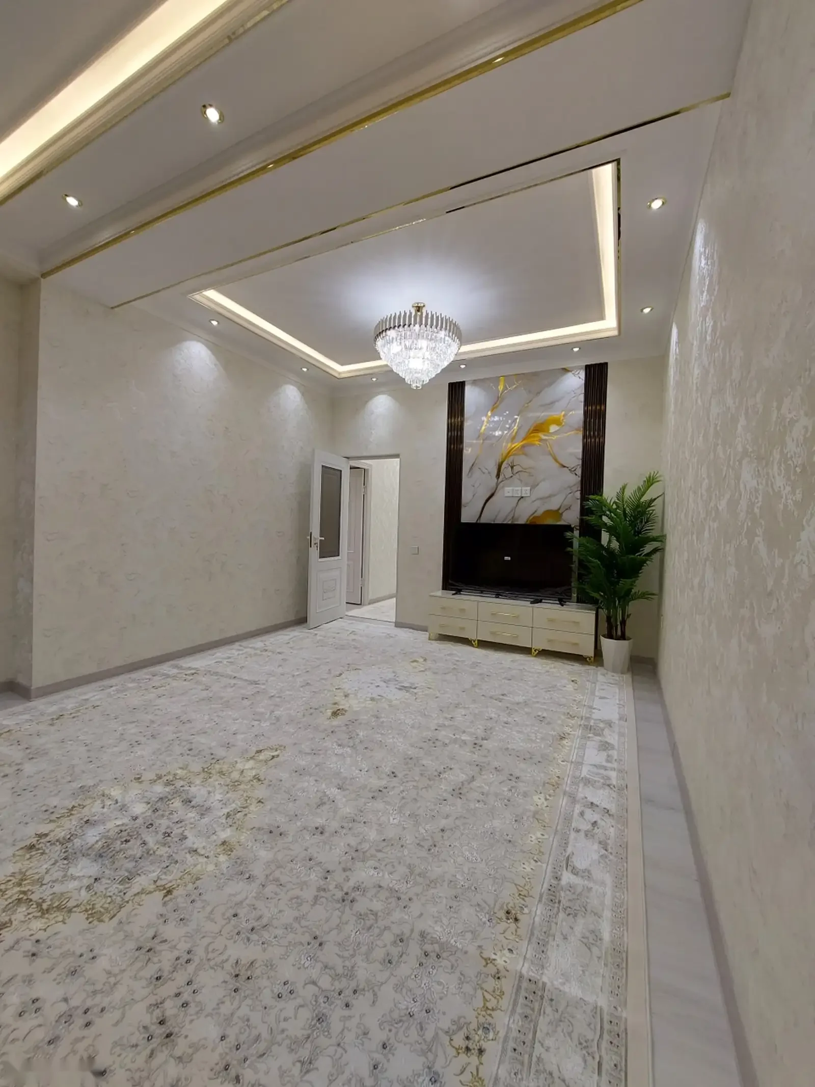 3-к квартира, 10 этаж, 89 м², Сино Казокон — фото 2