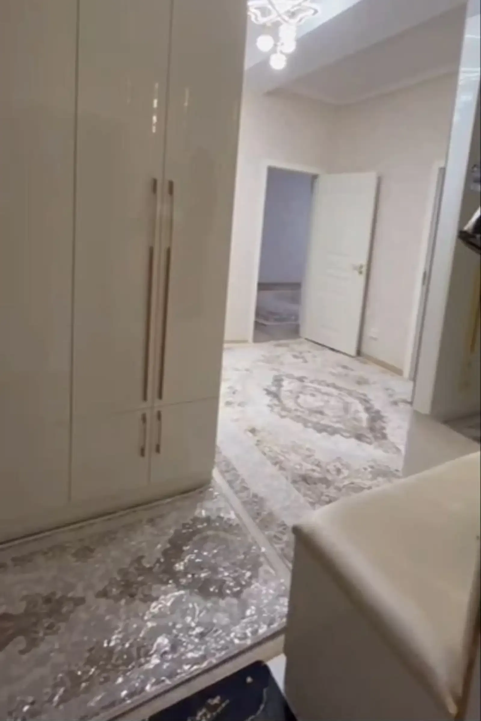 2-комн. квартира, 5 этаж, 63 м², Исмоили Сомони
