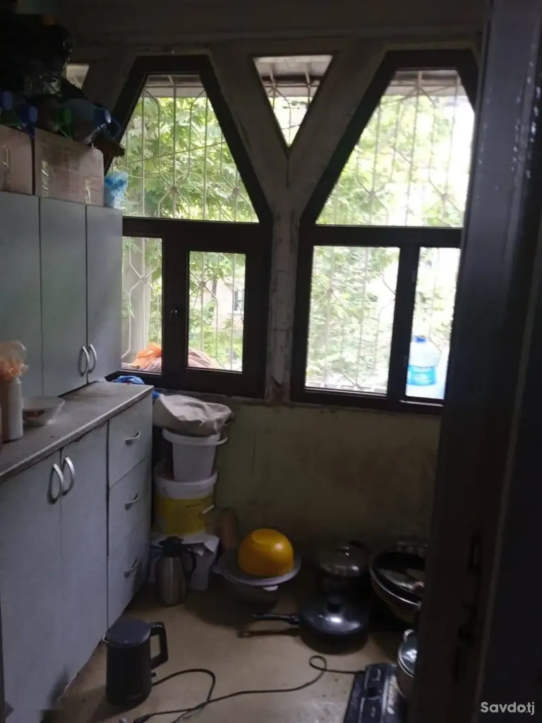 2-комн. квартира, 3 этаж, 50 м², сино