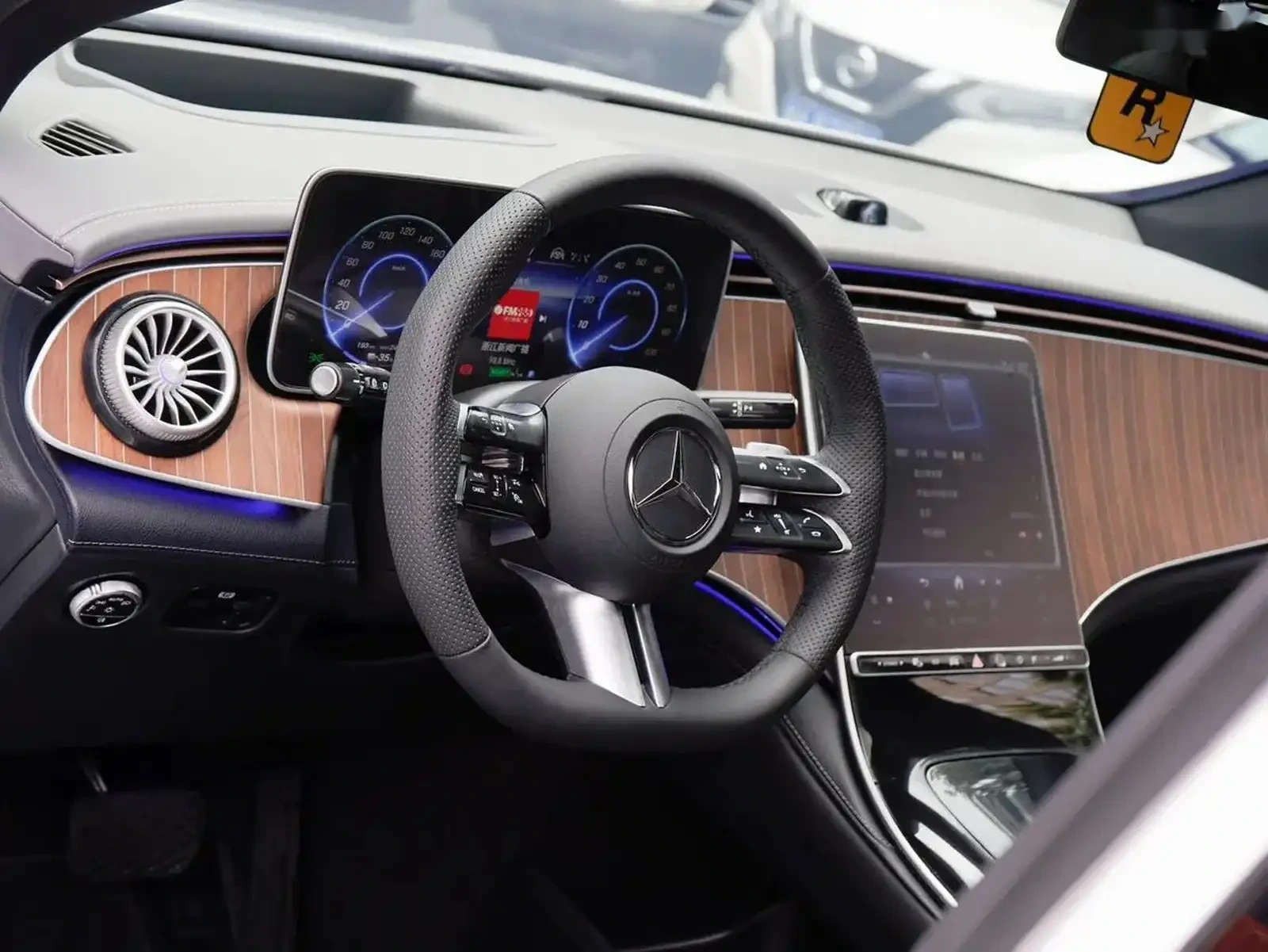 Mercedes-Benz EQE, 2025 на заказ — фото 7