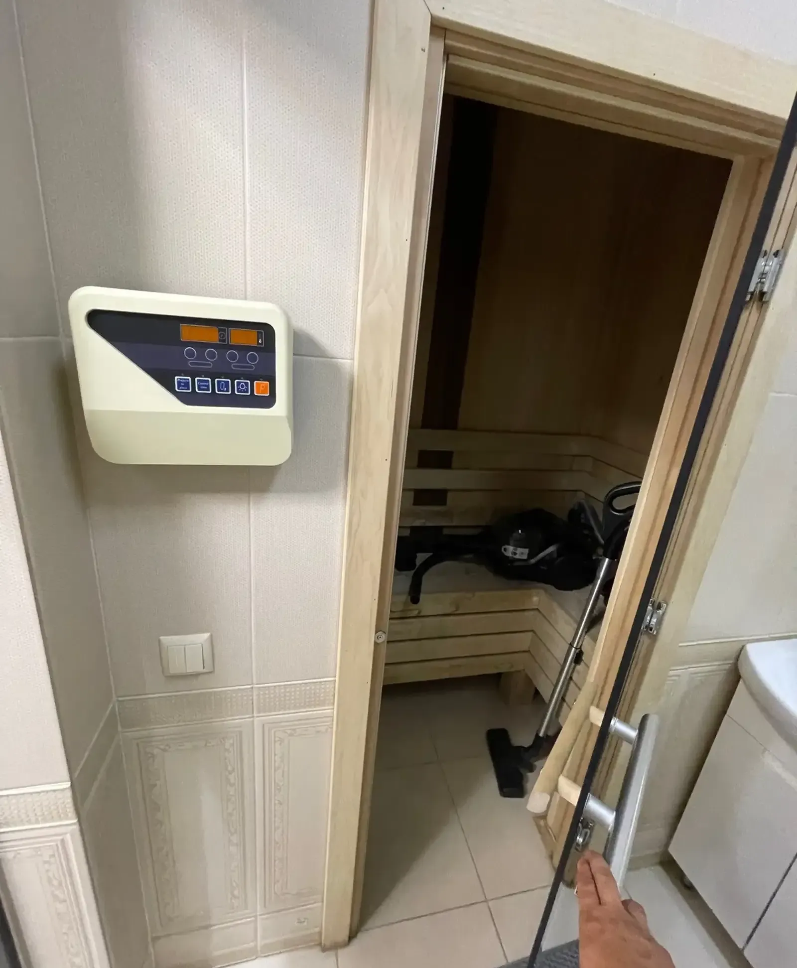 3-комн. квартира, 12 этаж, 120м², Шохмансур, 4 Дома