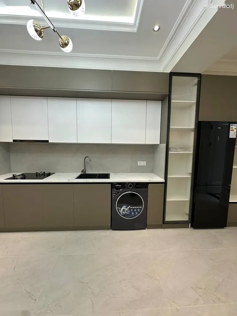 2-комн. квартира, 16 этаж, 83 м², Фирдавси