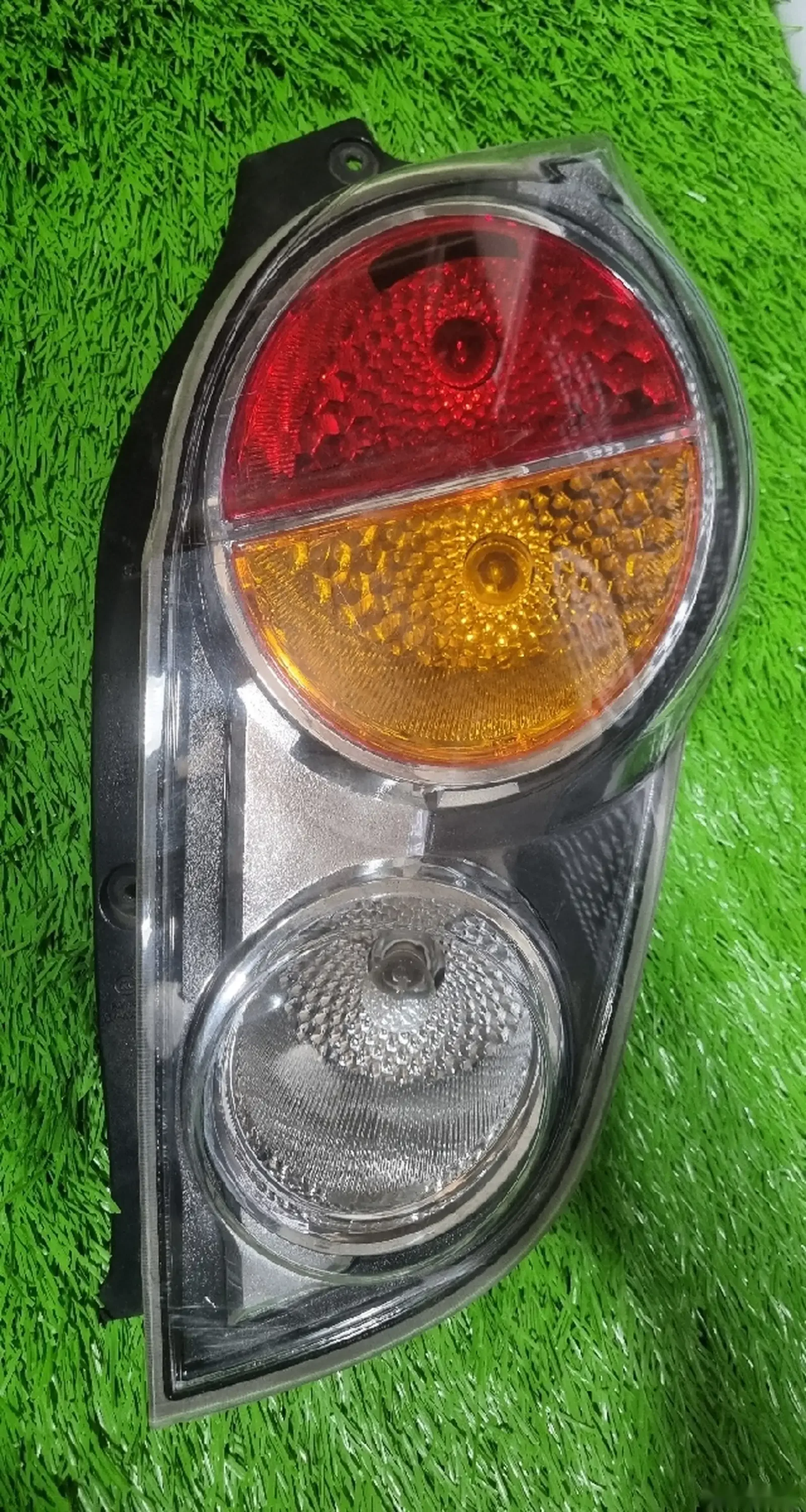 Задняя стоп фара от Chevrolet Spark 2010 — фото 2