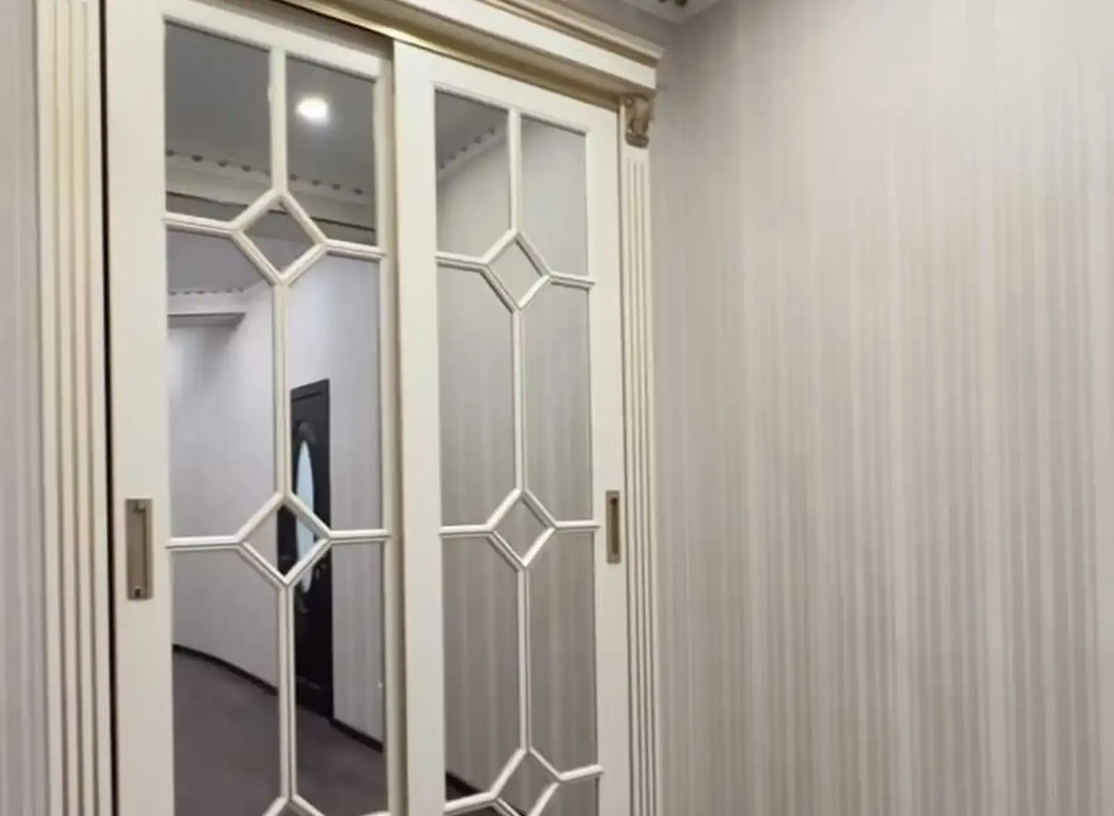 5-комн. квартира, 12 этаж, 222 м², н.Исмоили Сомони,Альфемо
