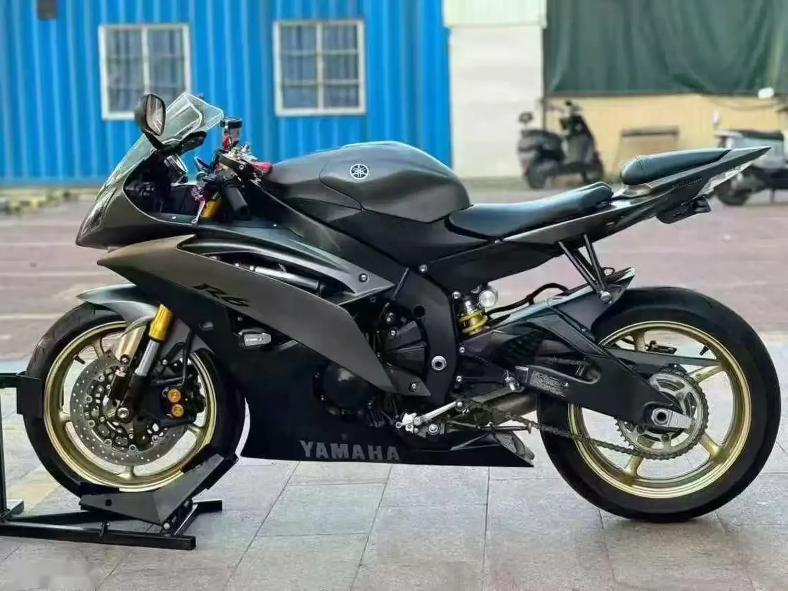 Мотоцикл Yamaha R6 — фото 3