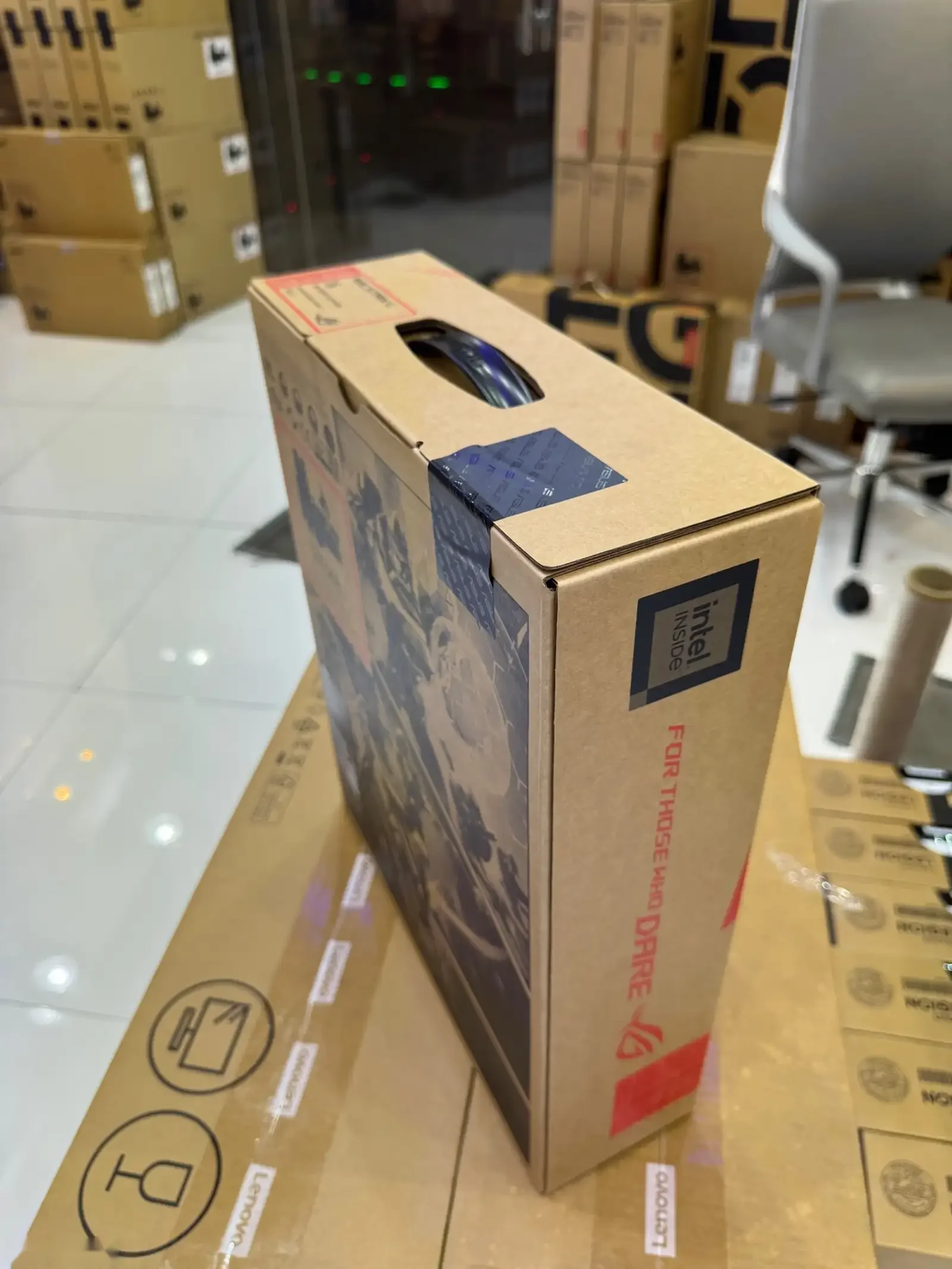 Ноутбук ASUS ROG Strix G16 I7 13th 16gb 1TB RTX 4050 6GB — фото 2