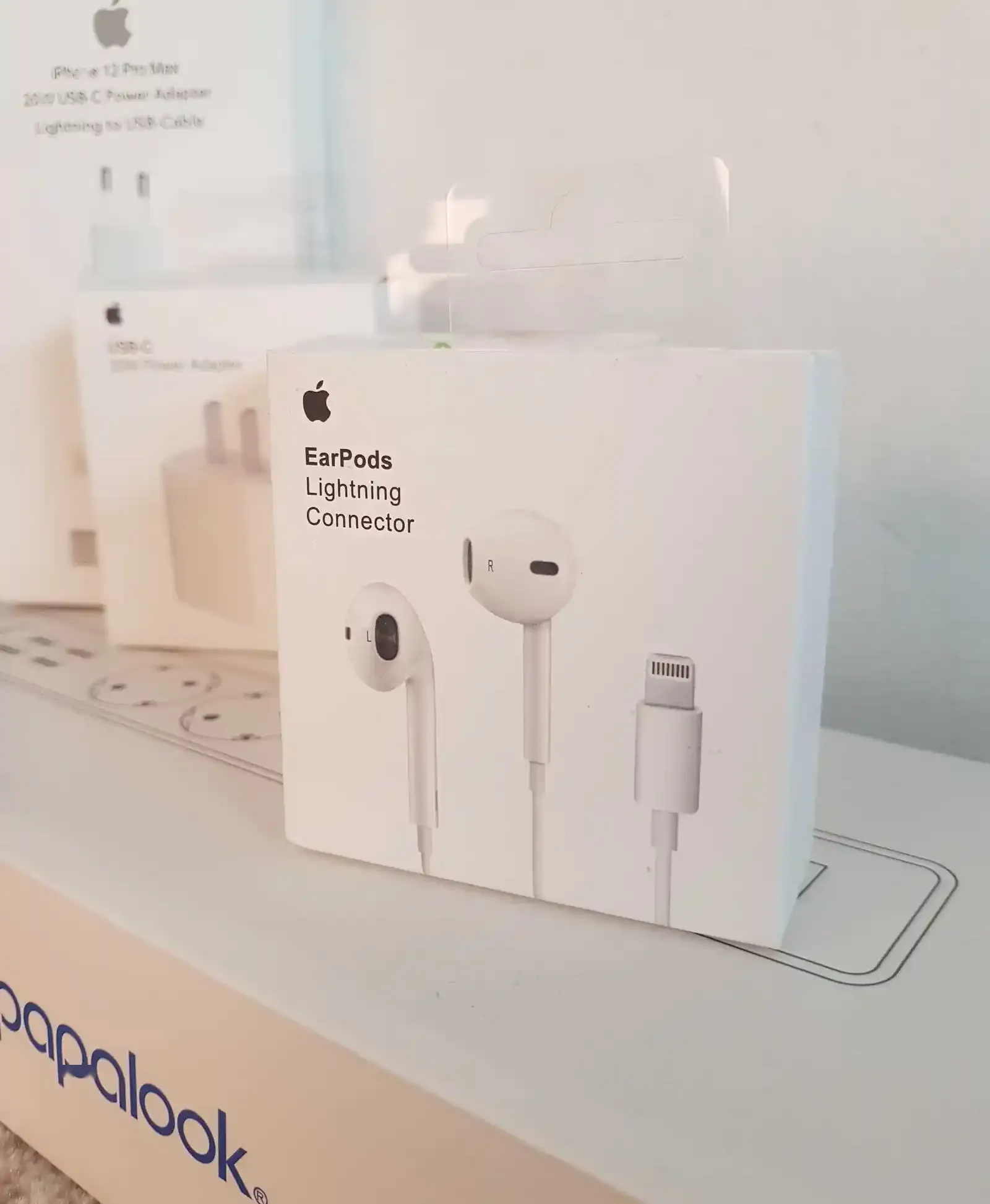 Наушники airPods