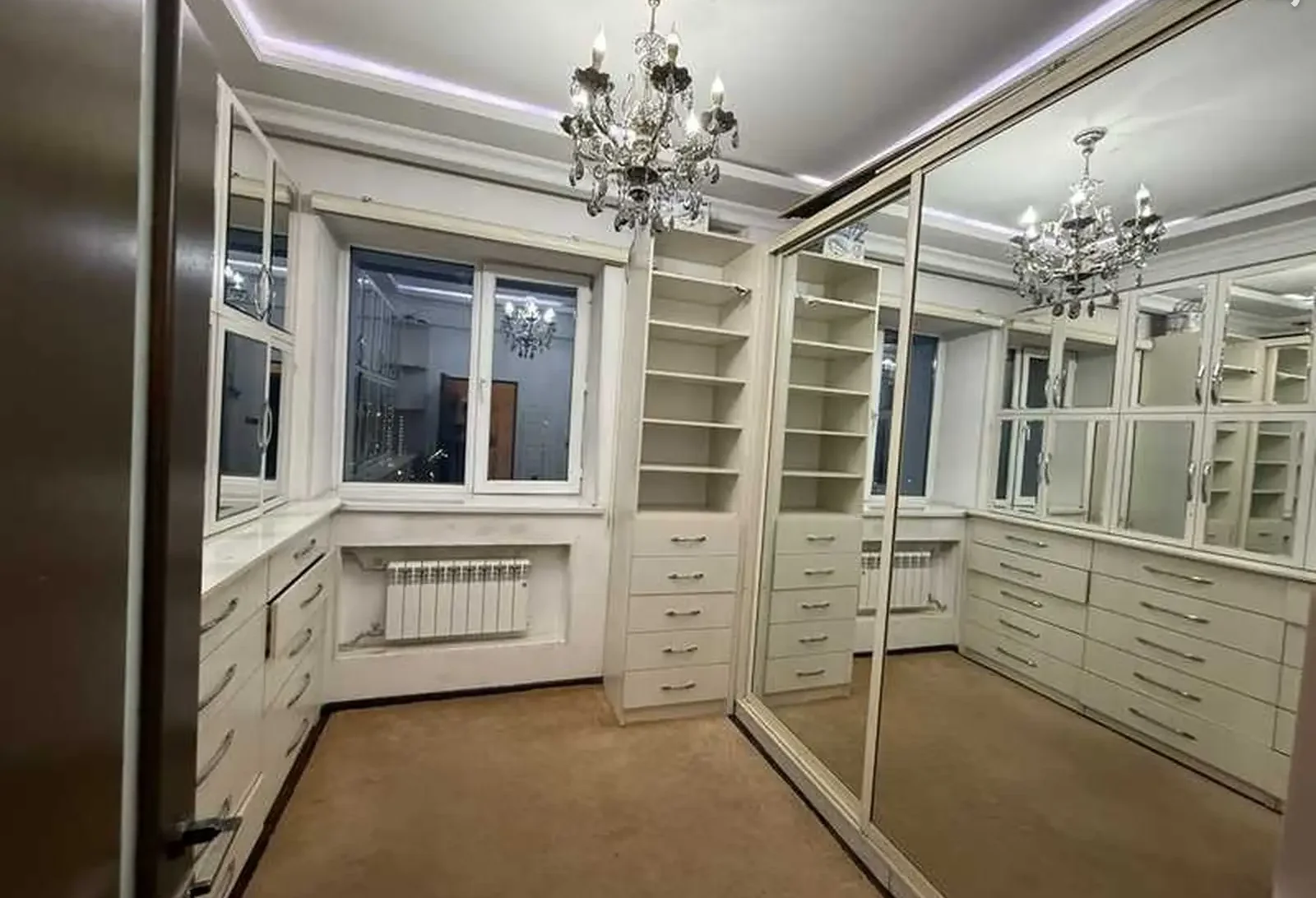 4-комн. квартира, 15 этаж, 167м², И.Сомони Славянский — фото 2