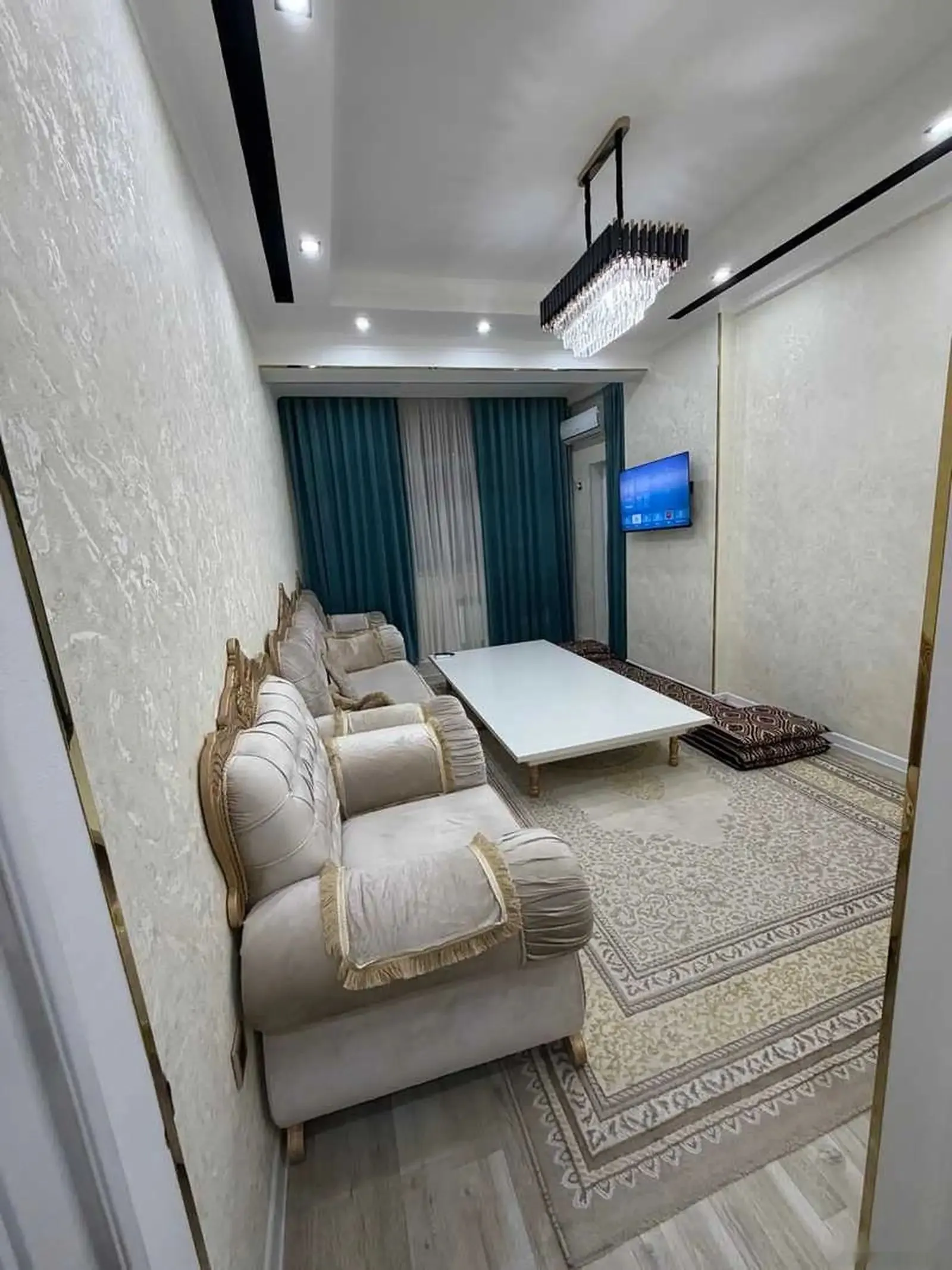2-комн. квартира, 11 этаж, 70м², Шохмансур