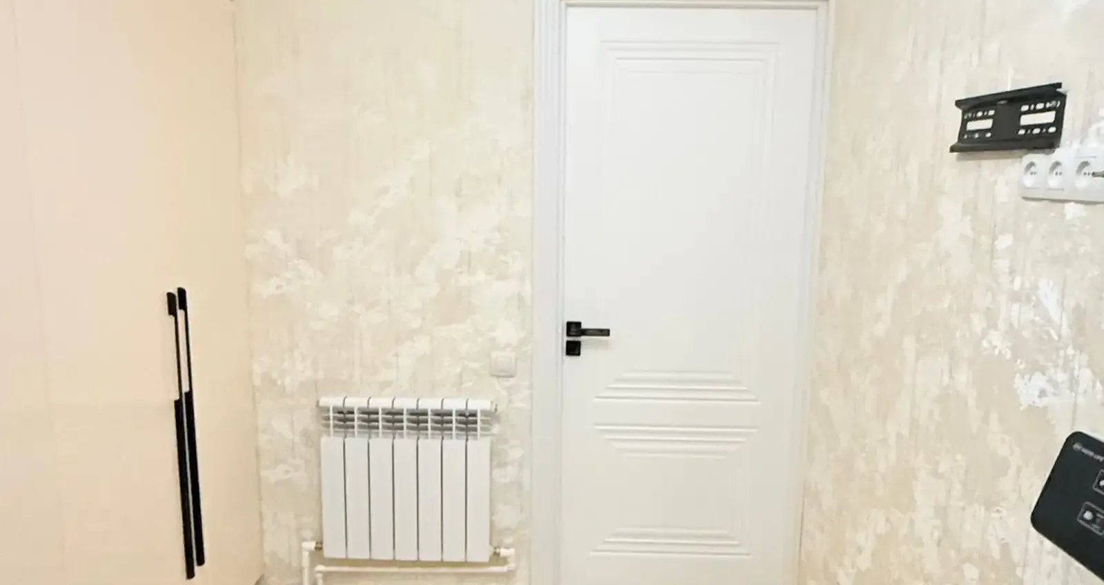 2-комн. квартира, 1 этаж, 64 м², Профсоюз, сзади «Пайкар»