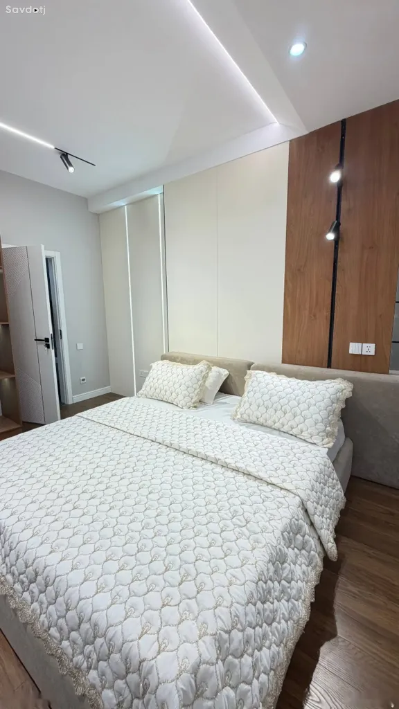 2-комн. квартира, 18 этаж, 75м², сомони