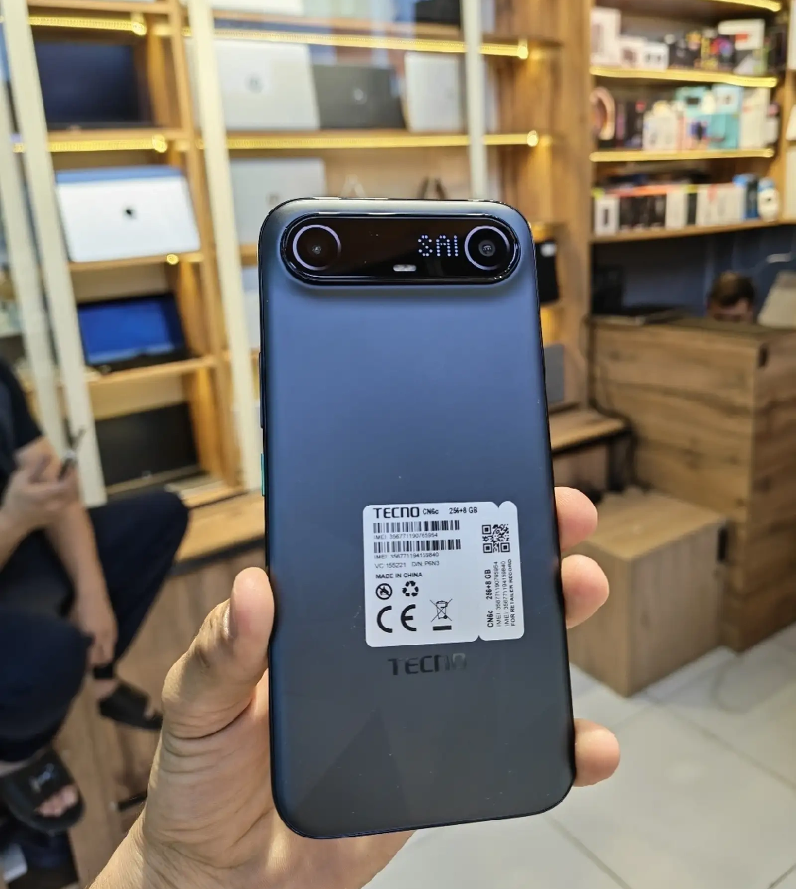 Tecno Spark Slim 16/256Gb black
