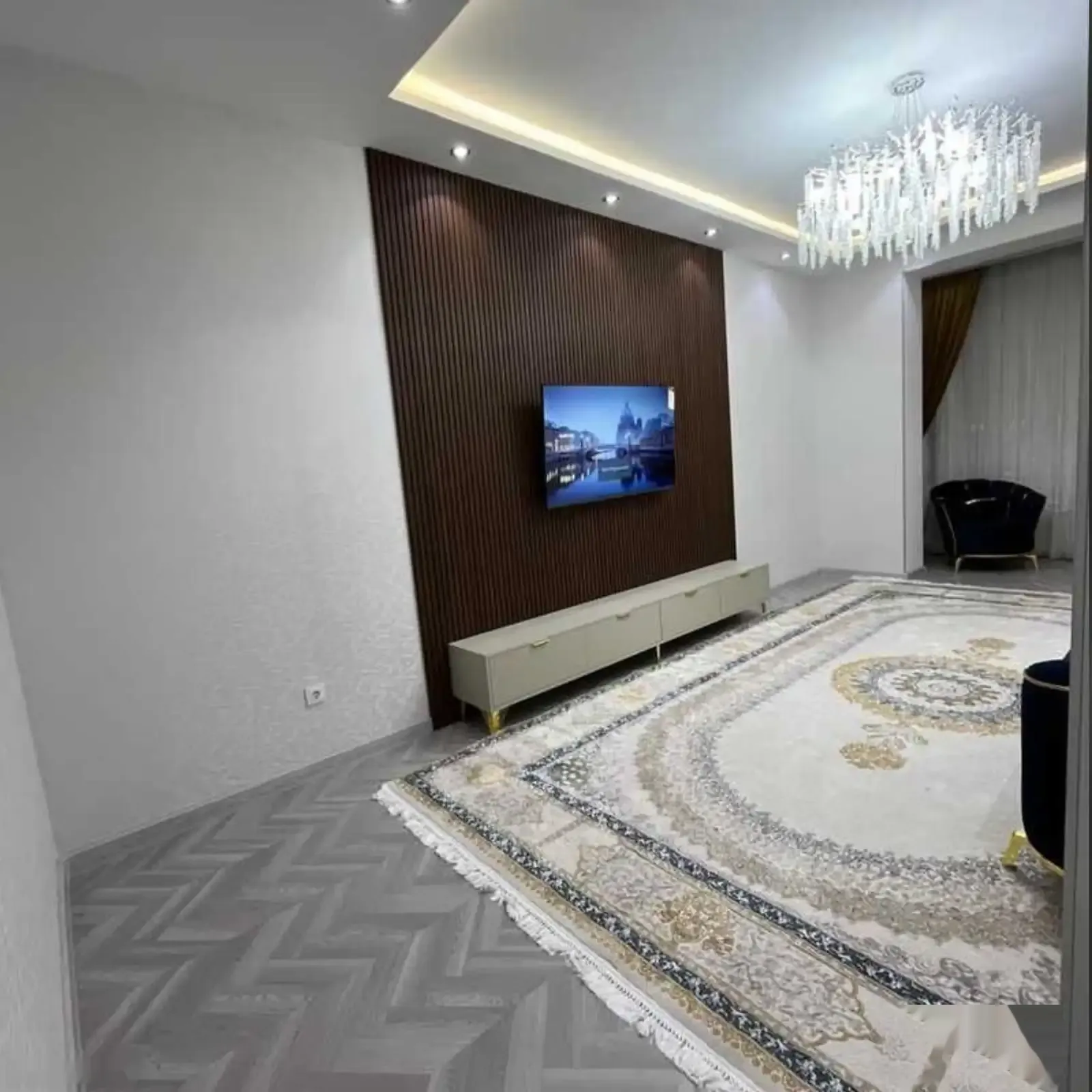 2-комн. квартира, 7 этаж, 80м², Овир