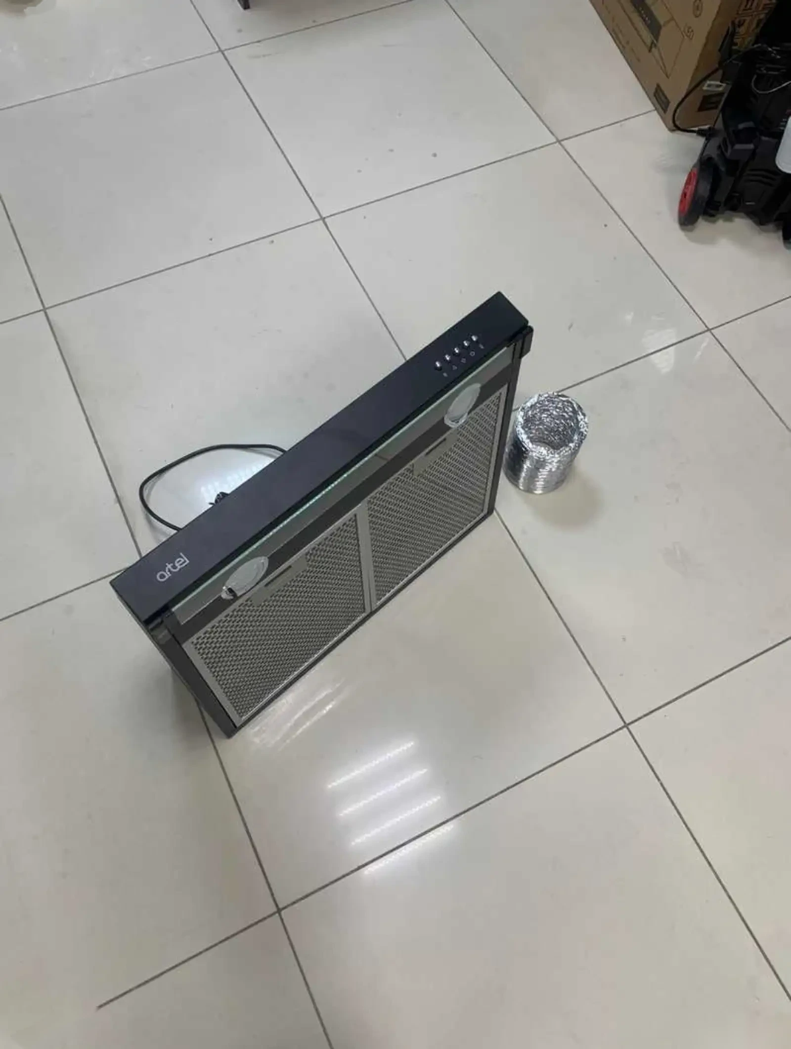 Вытяжка Artel