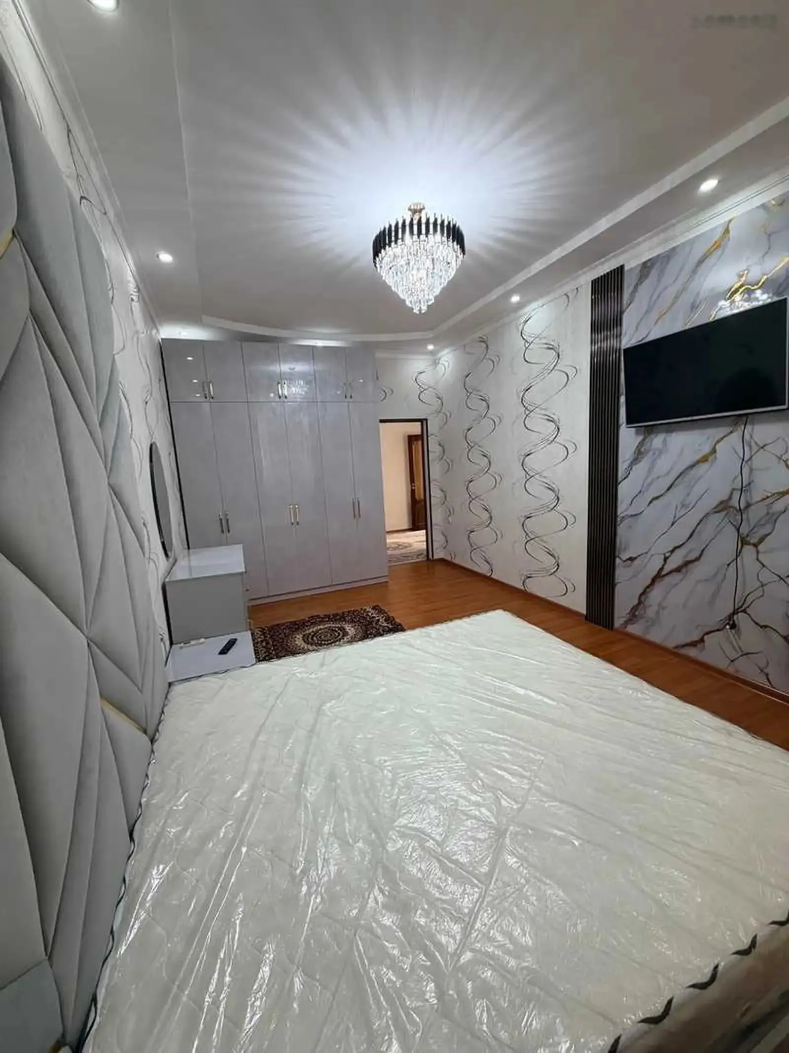 2-комн. квартира, 5 этаж, 85м², Сино