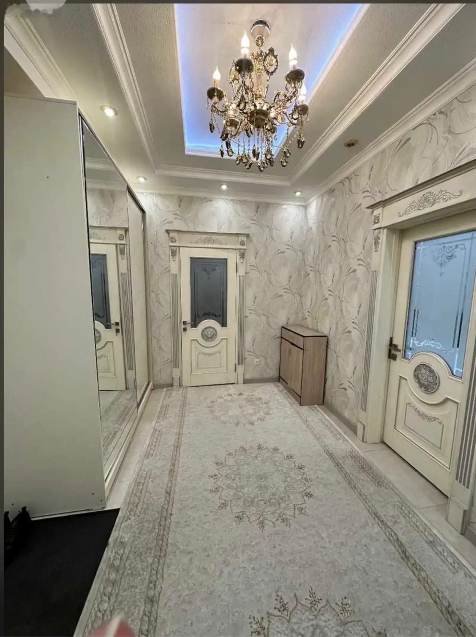 2-комн. квартира, 12 этаж, 70м², Айни 54, Скорый