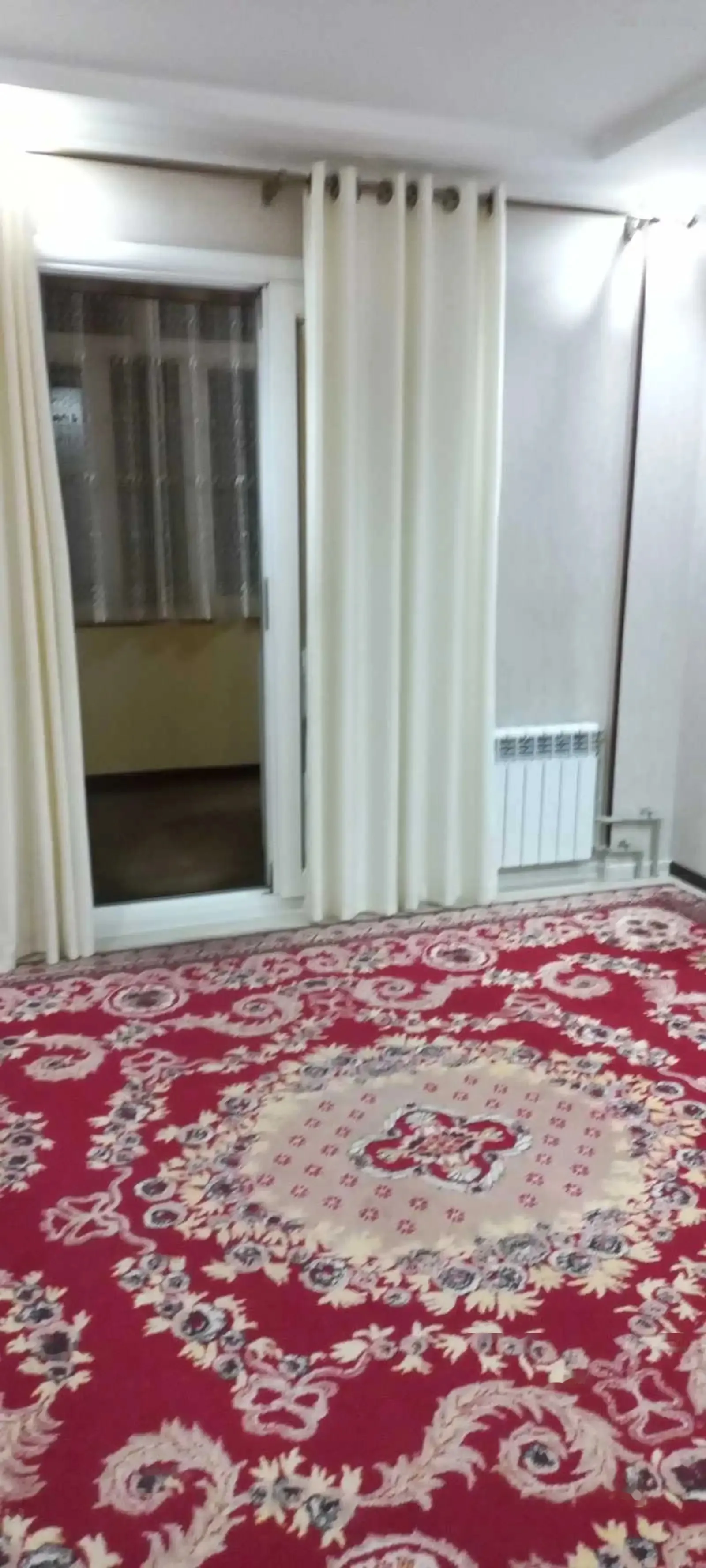 2-комн. квартира, 2 этаж, 58м², Шохмансур (зелёный бозор пеши Вална)