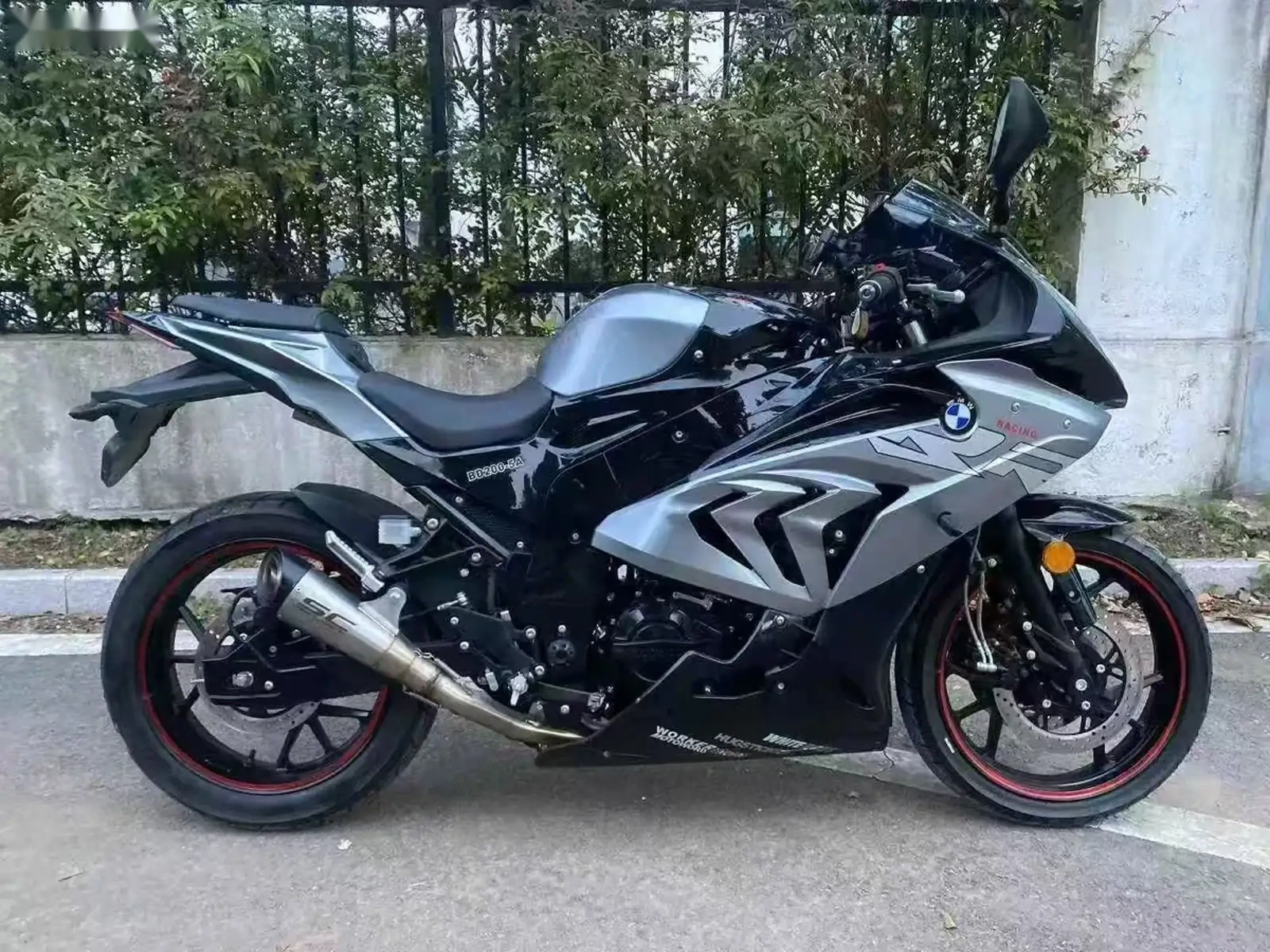 Мотоцикл Kawasaki — фото 3