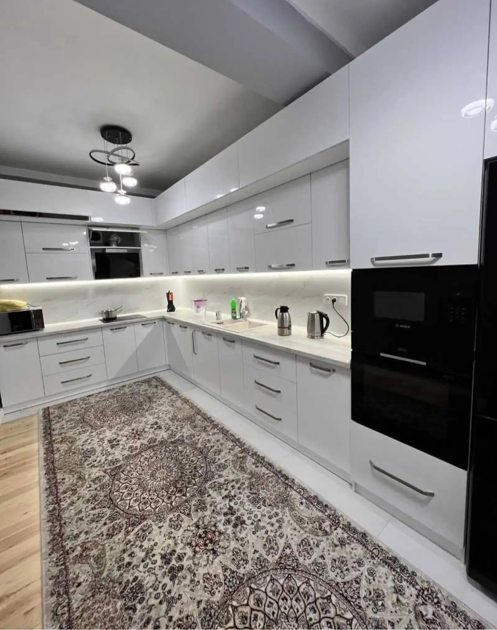 3-комн. квартира, 5 этаж, 107 м², Шохмансур