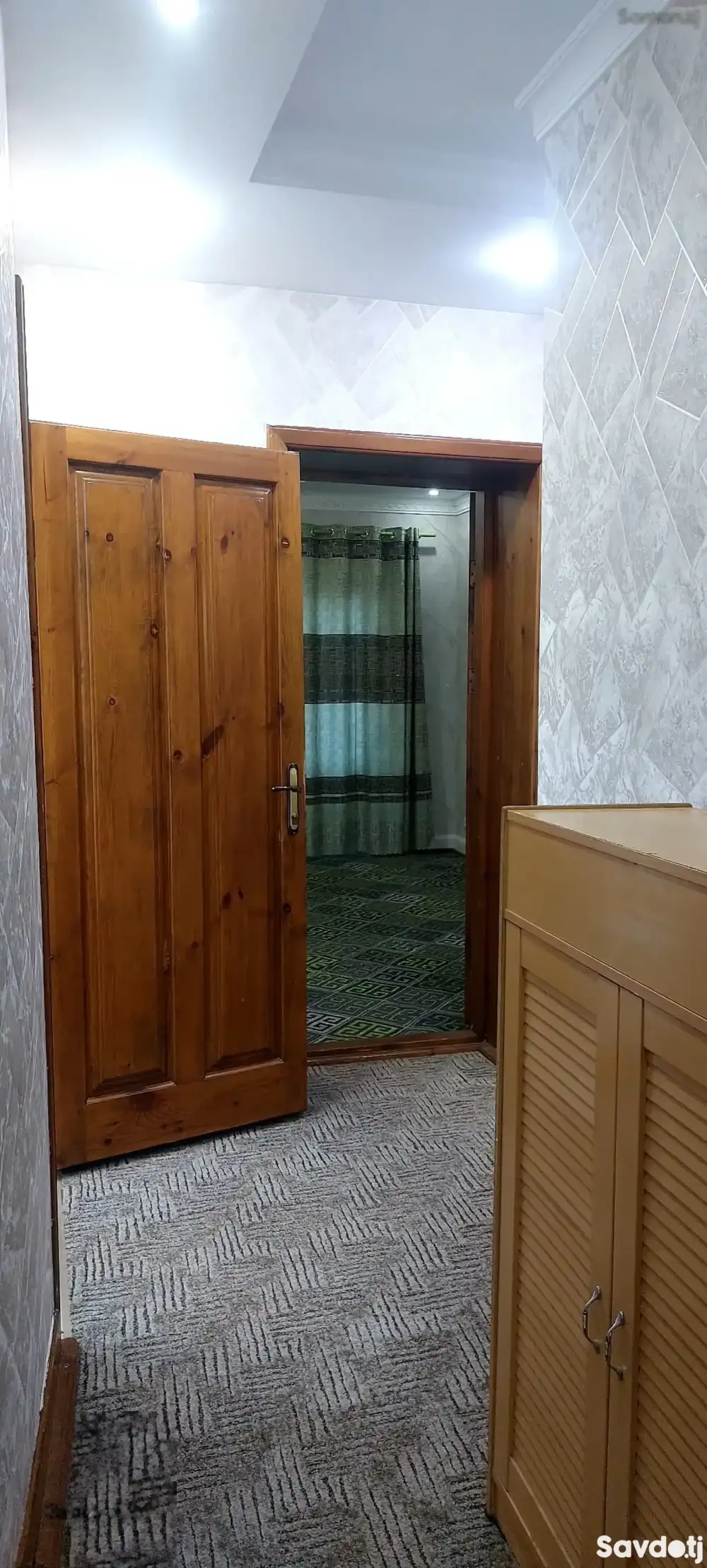 2-комн. квартира, 2 этаж, 60м², Универмаг, Старый мост