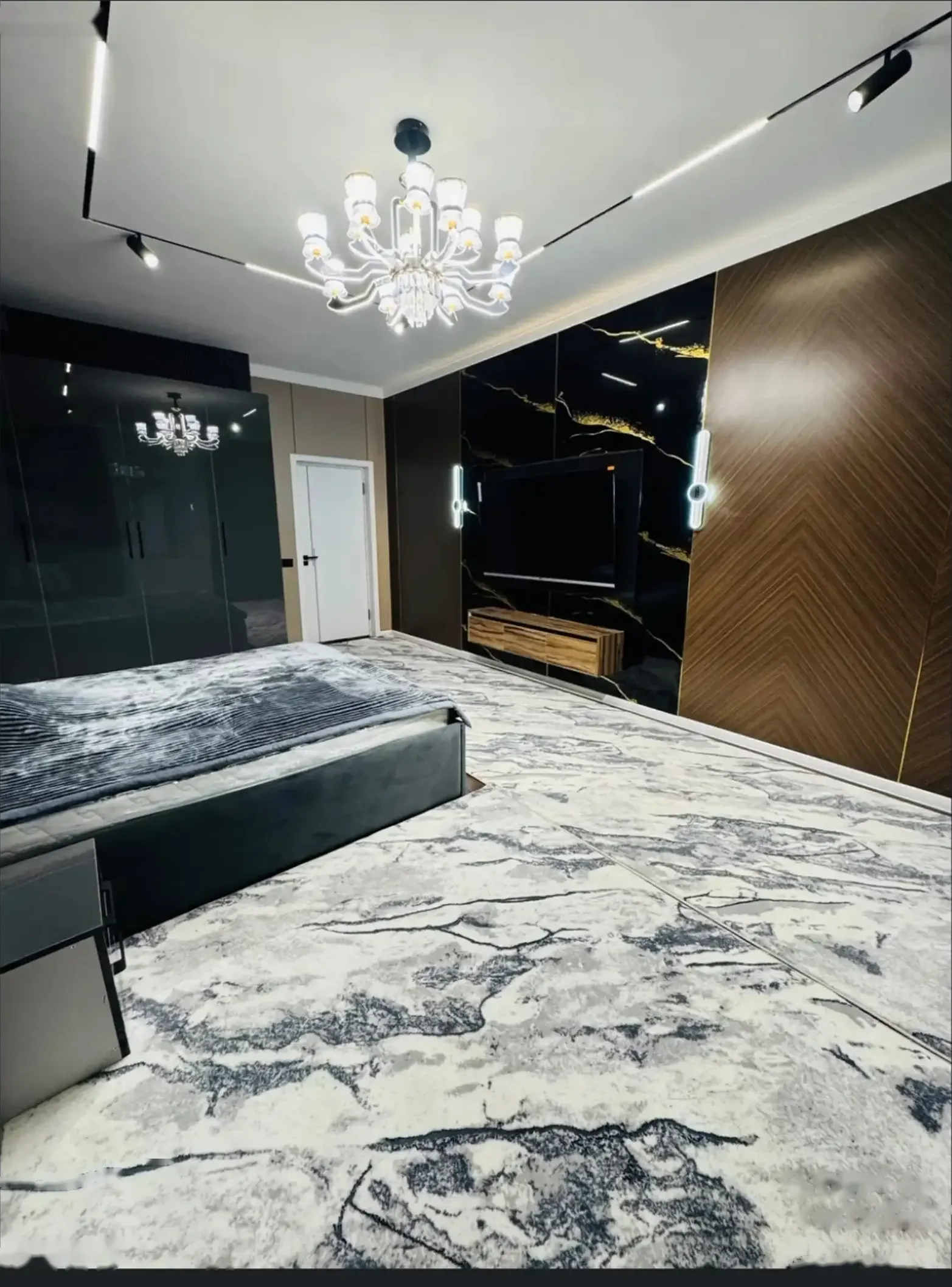 3-комн. квартира, 10 этаж, 92 м², Домпечать Супермаркет Пайкар