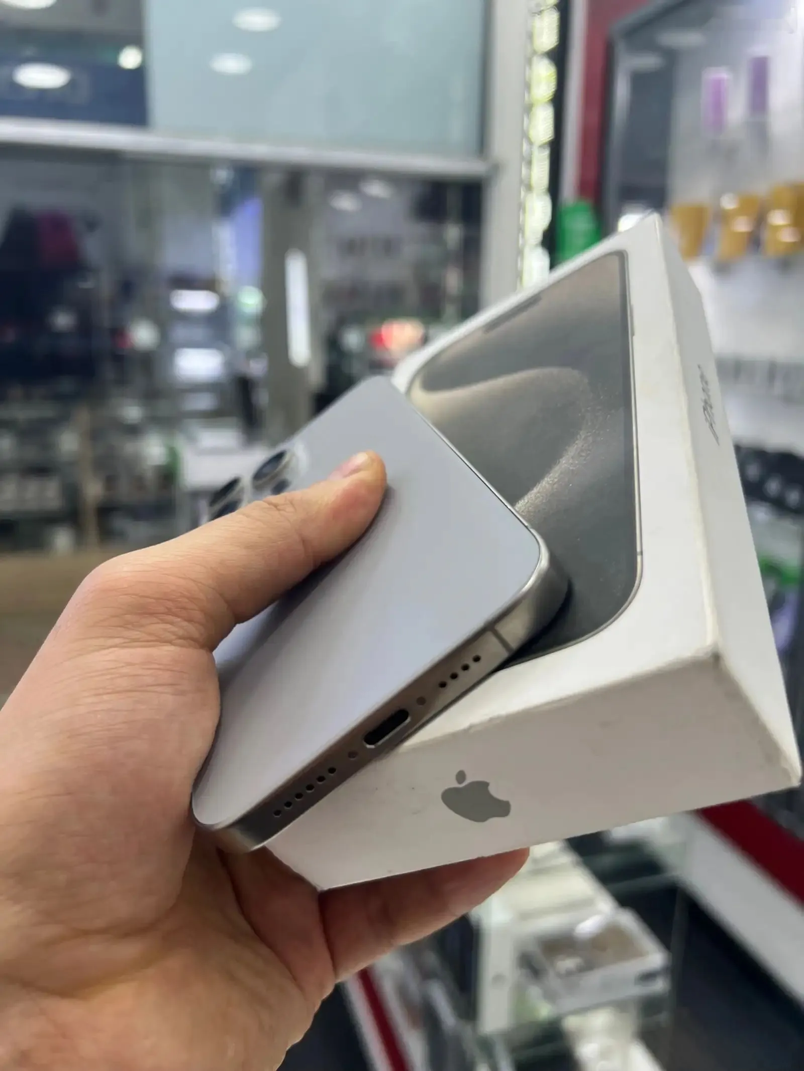 Apple iPhone 15 Pro Max, 256 gb, Natural Titanium