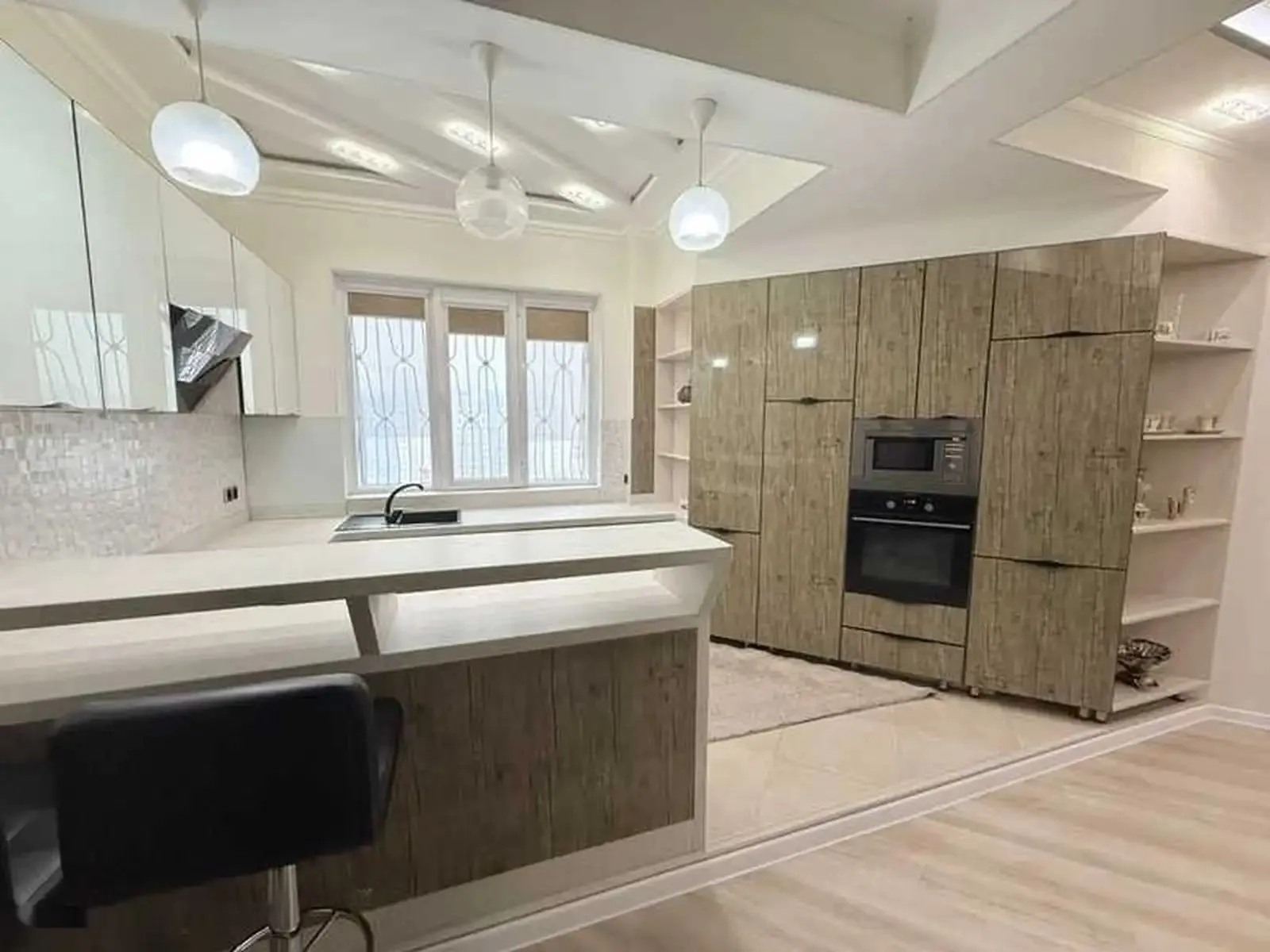 4-комн. квартира, 11 этаж, 130м², И. Сомони