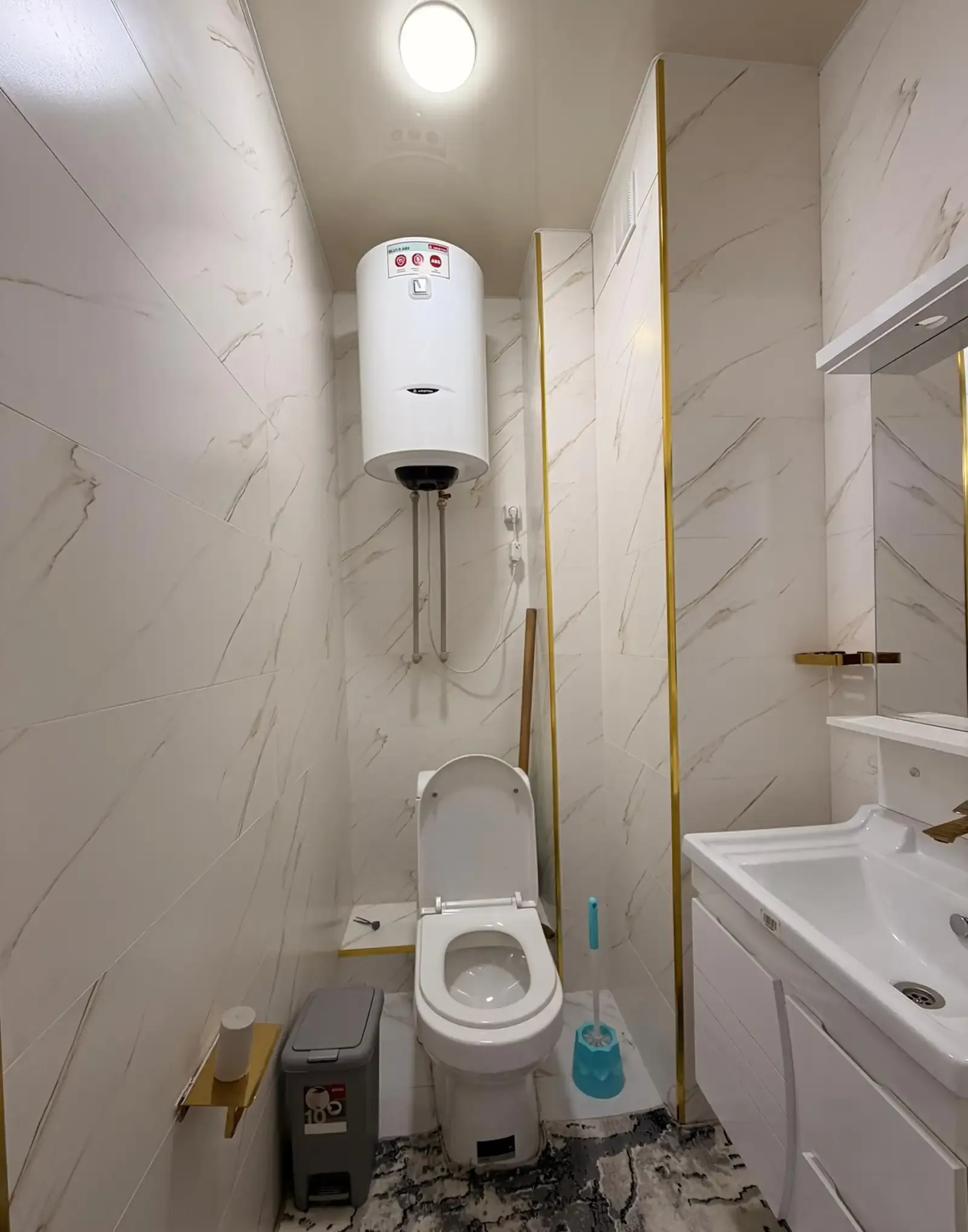 2-комн. квартира, 10 этаж, 62 м², созидание скорая больница бахт - з
