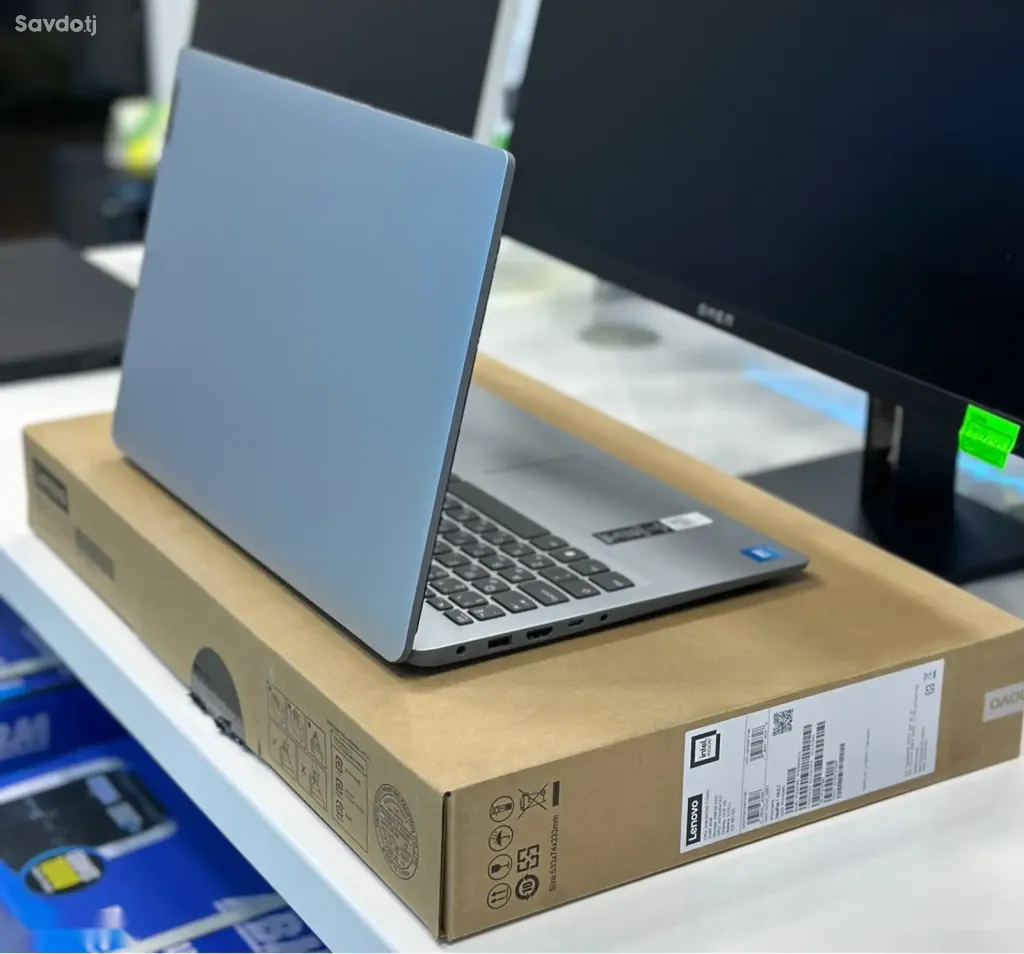 Ноутбук Lenovo Celeron 8/256gb