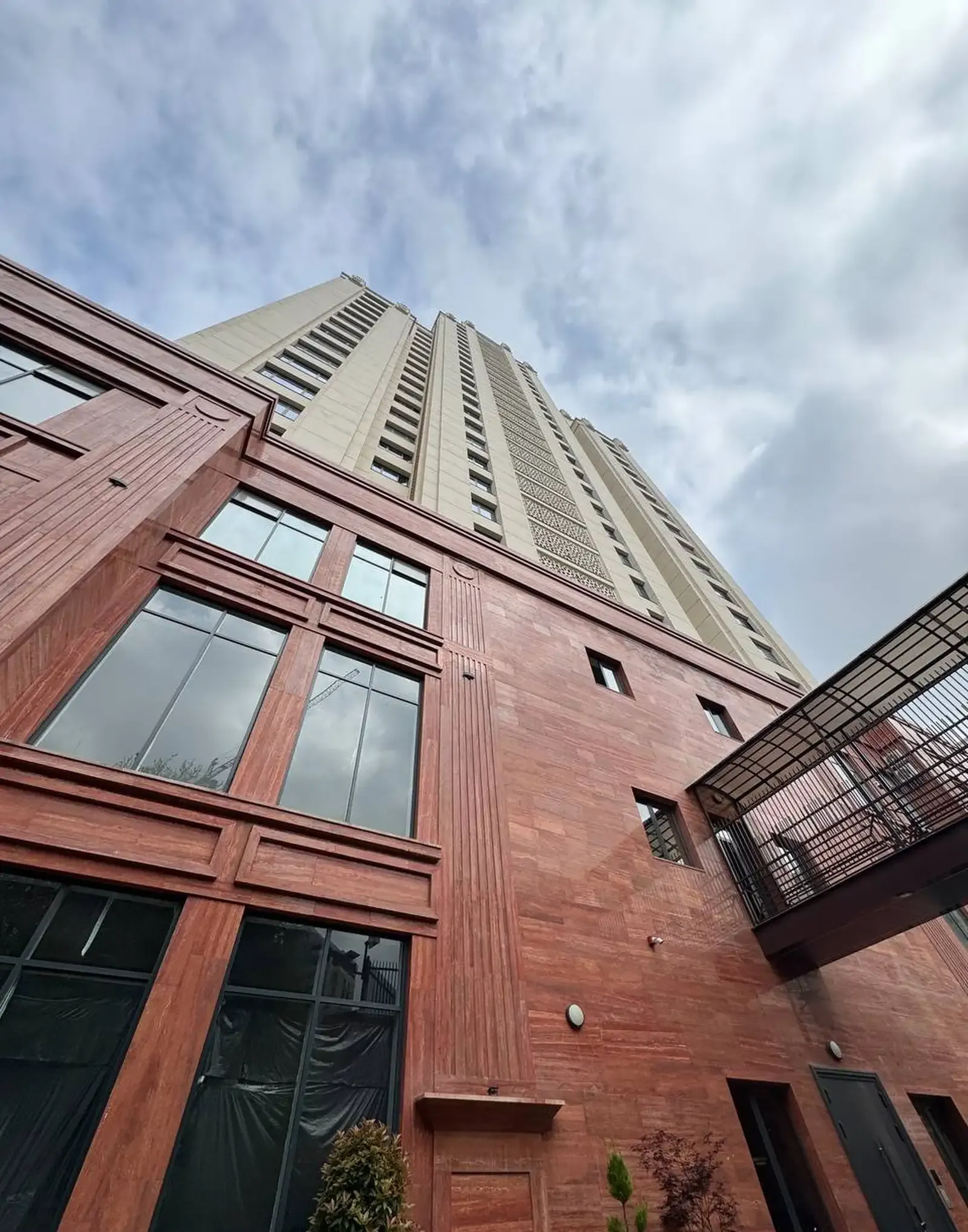 3-комн. квартира, 4 этаж, 186 м², Сомони