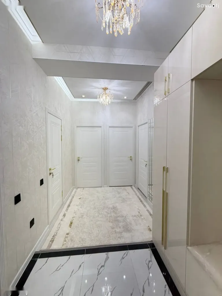 2-комн. квартира, 5 этаж, 65 м², сино