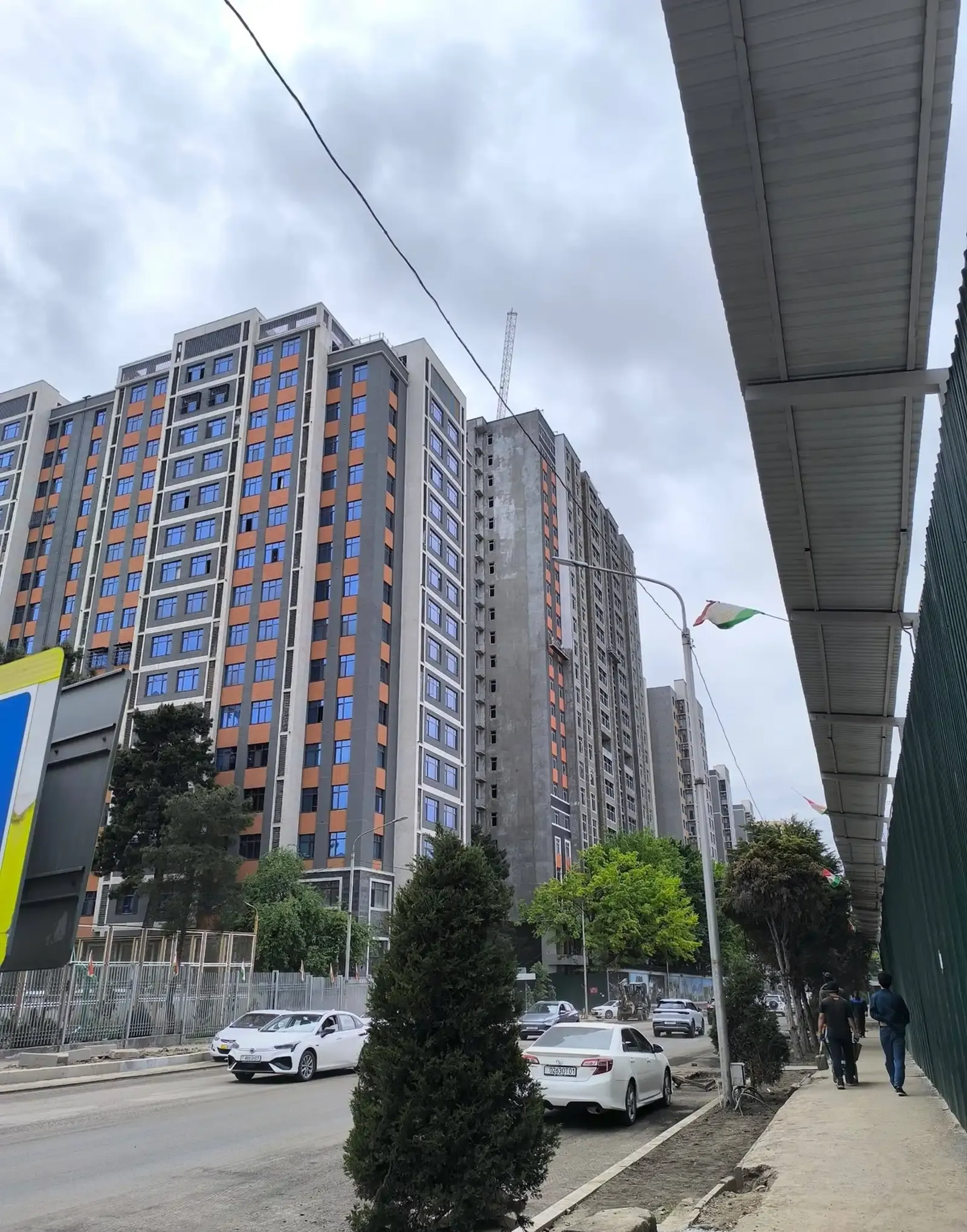 3-комн. квартира, 15 этаж, 105 м², Исмоили Сомони, Спартак бади Ёвар