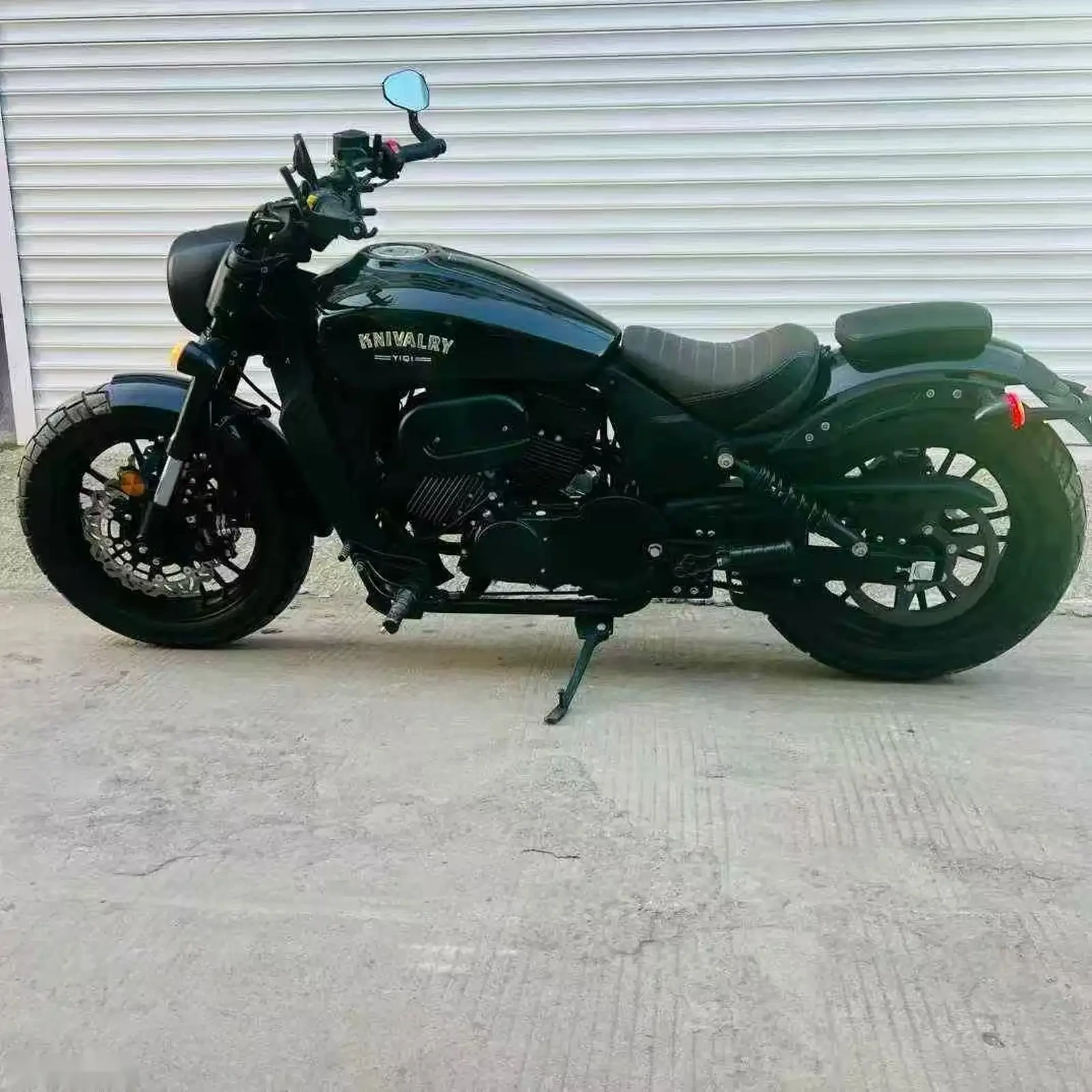 Мотоцикл Harley Davidson — фото 3